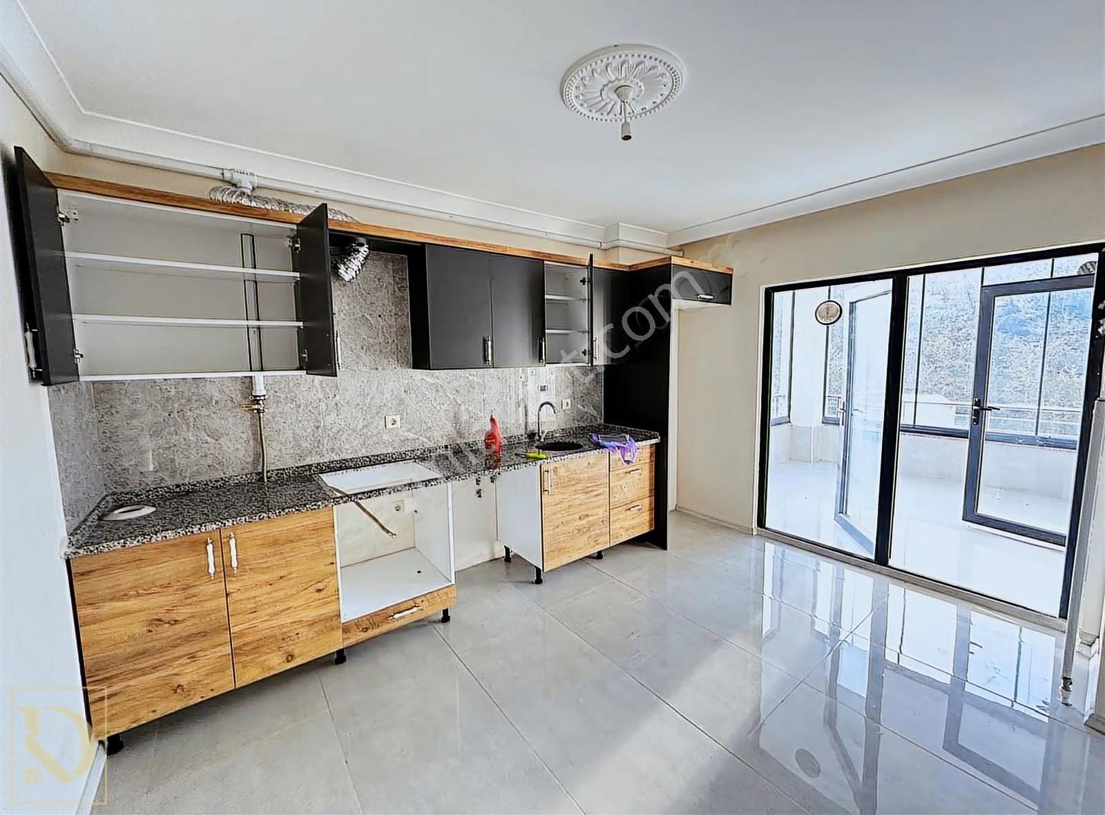 Detaydan Kaşüstü Öz Ravzada Kiralık Daire - Görsel 15