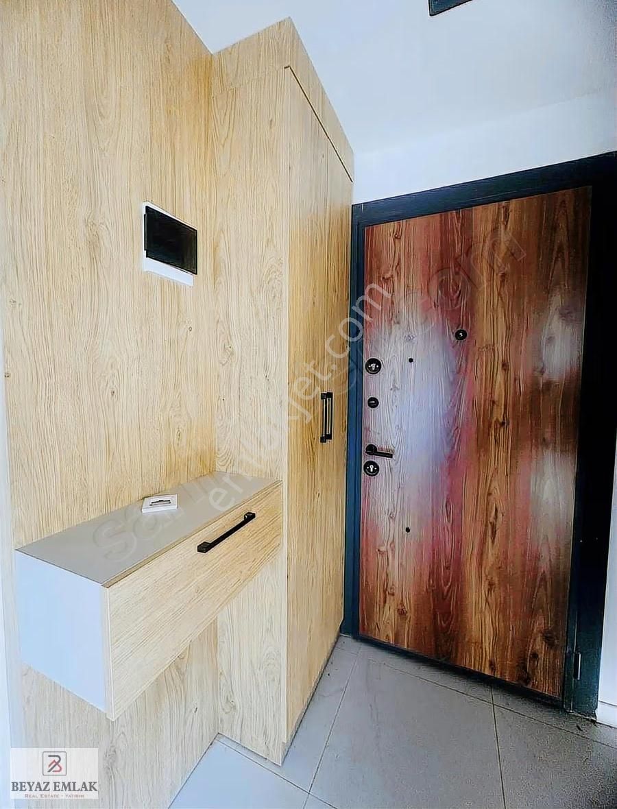 Beyaz Emlak'tan Tramvaya Yakın Havuzlu Kullanışı 2+1 Giriş Daire - Görsel 12