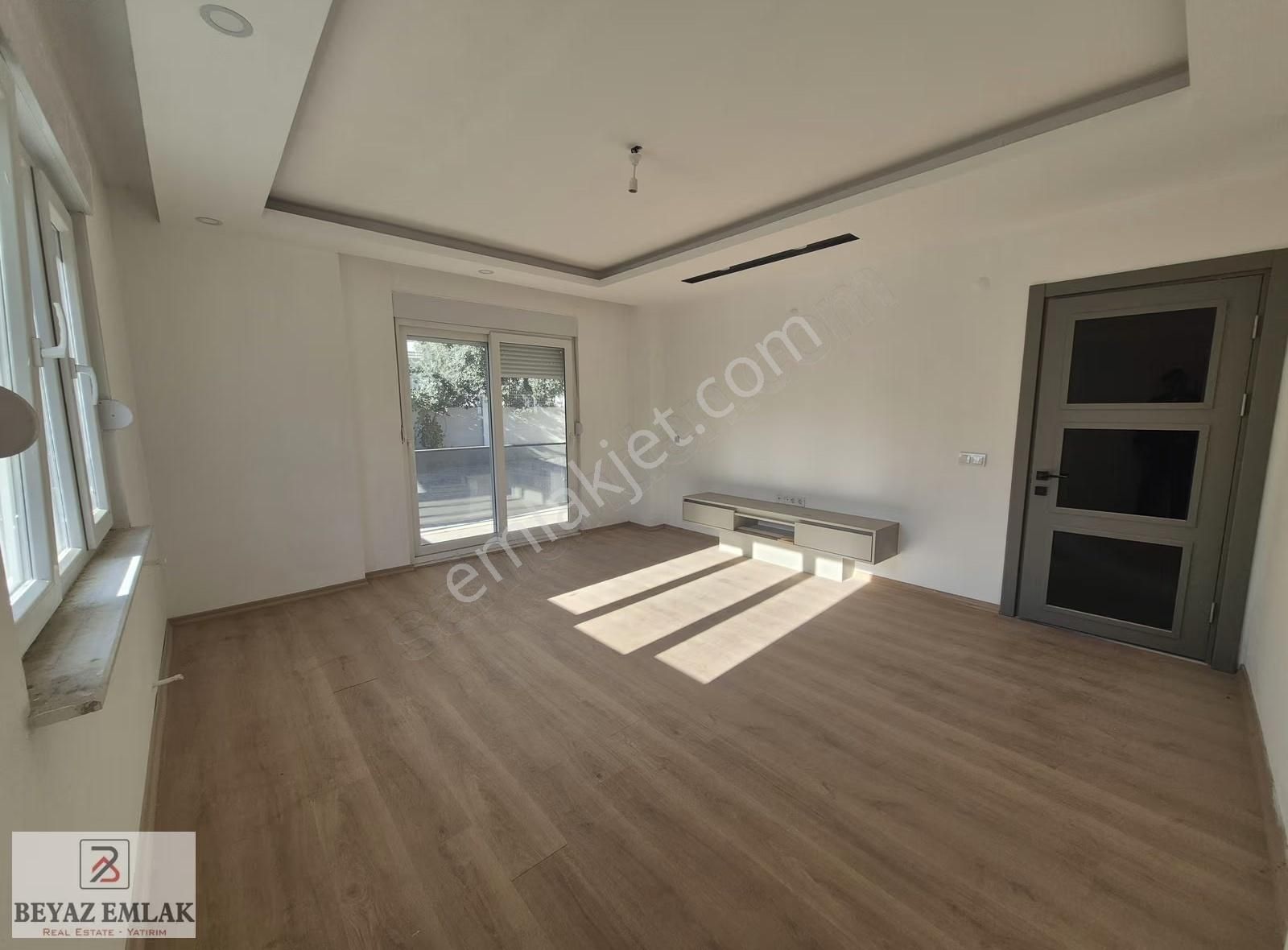 Aydoğmuş Mah. Havuzlu Sitede Ayrı Mutfaklı Modern Yapı Sıfır 2+1 - Görsel 7