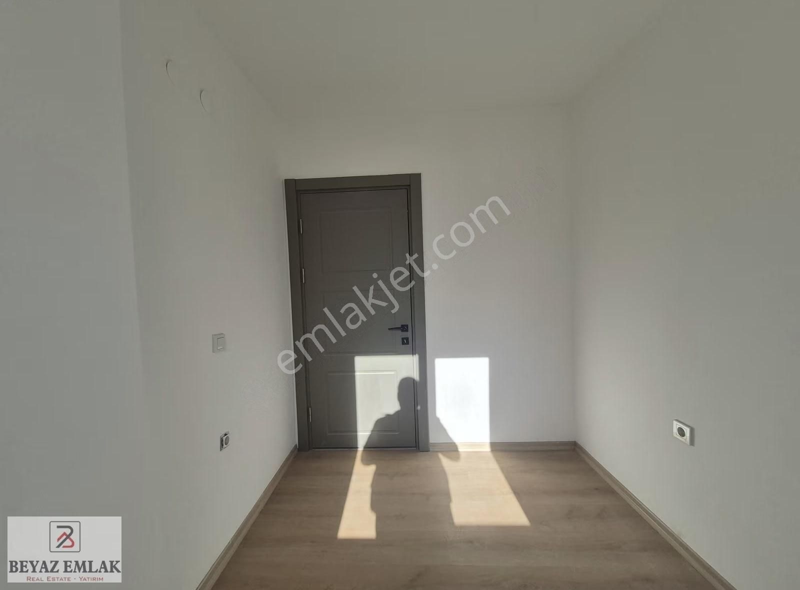 Aydoğmuş Mah. Havuzlu Sitede Ayrı Mutfaklı Modern Yapı Sıfır 2+1 - Görsel 11