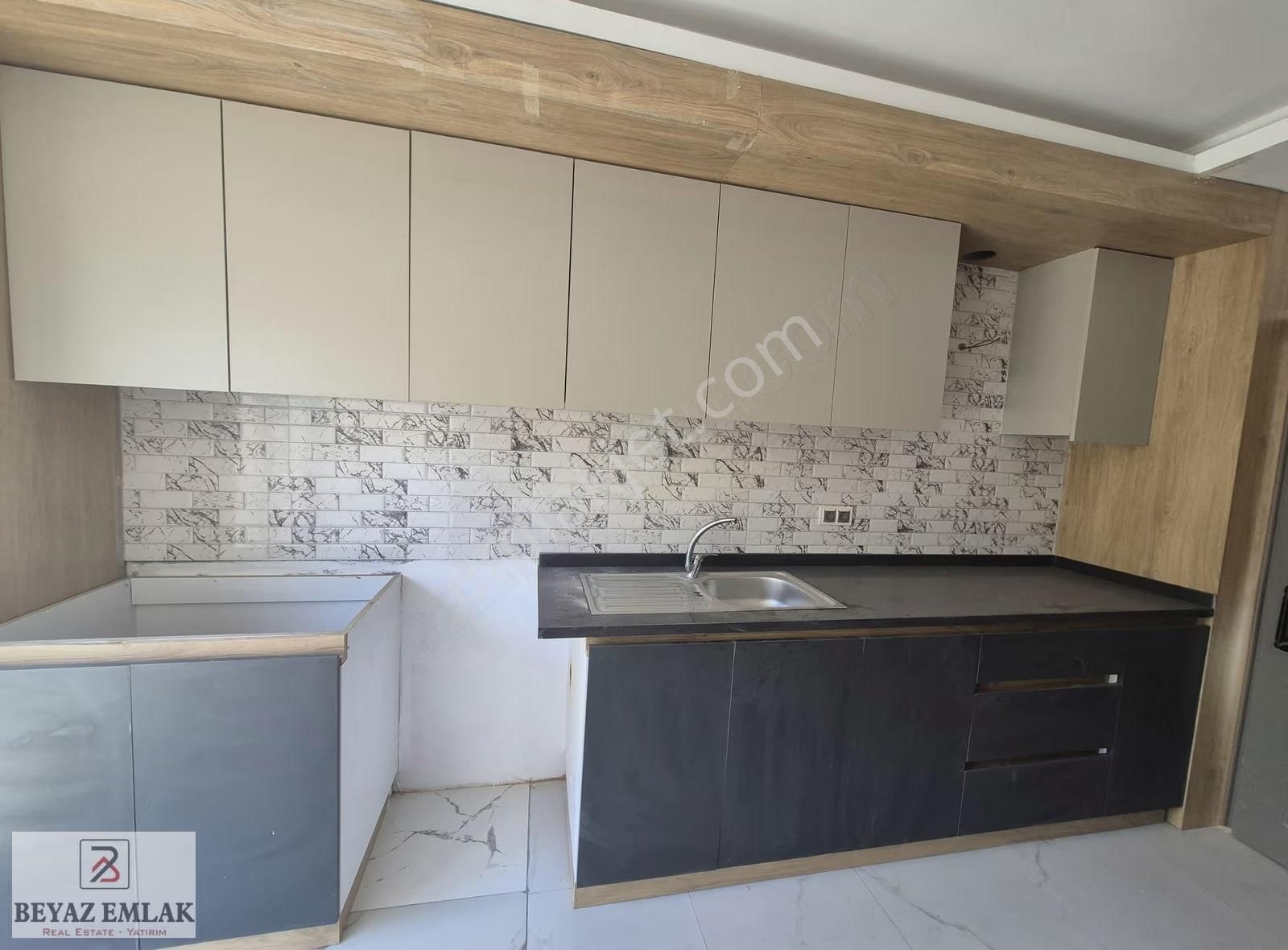 Aydoğmuş Mah. Havuzlu Sitede Ayrı Mutfaklı Modern Yapı Sıfır 2+1 - Görsel 29