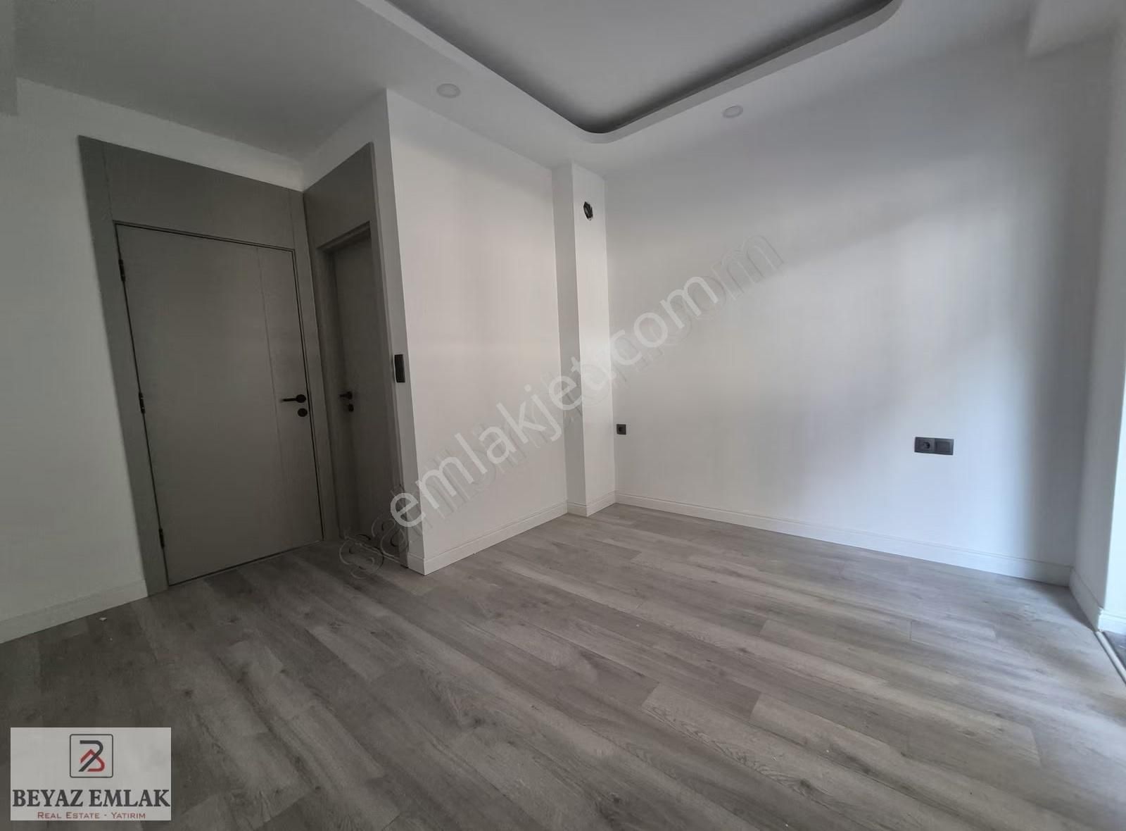 Bahçelievler Mah. Ebeveyn Banyolu Asansörlü Sıfır Modern 2+1 - Görsel 15