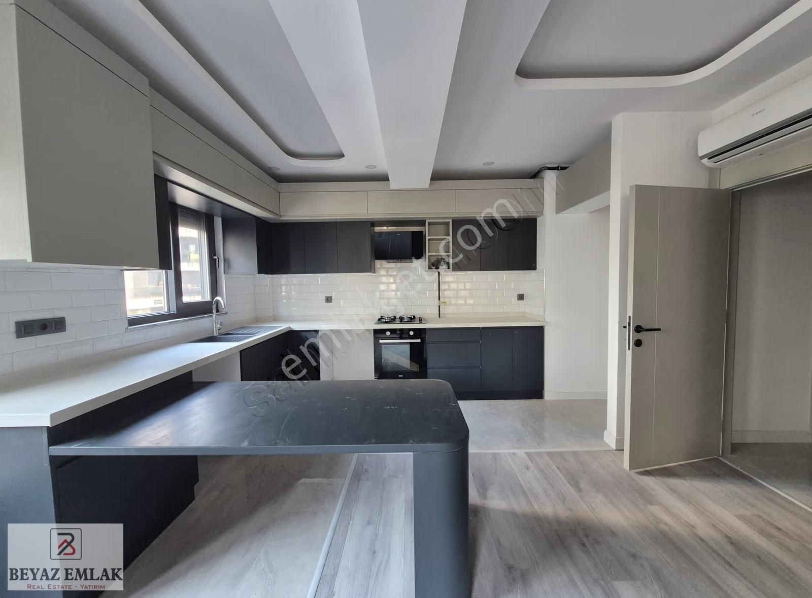 Bahçelievler Mah. Ebeveyn Banyolu Asansörlü Sıfır Modern 2+1