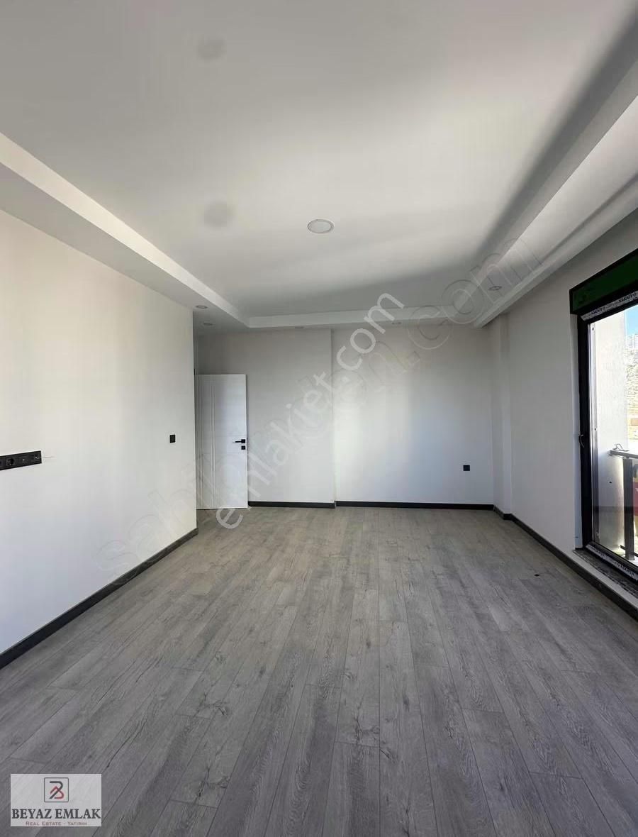 Fevzi Çakmakta Site İçi Katta Satılık Sıfır 2+1 - Görsel 12