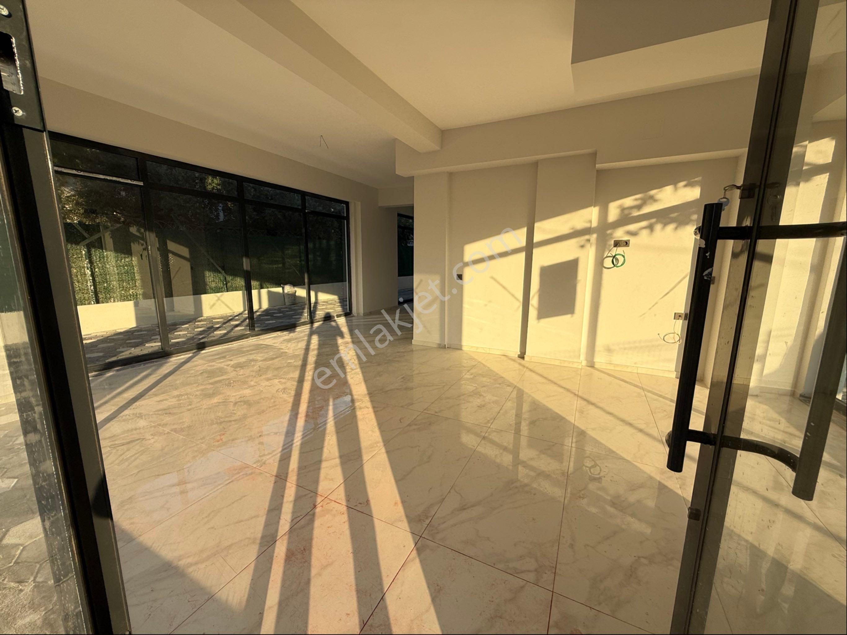 Akhisar Atatürk Yeni Hükümet Konağı Yanı Bahçeli Kiralık Dükkan - Görsel 2