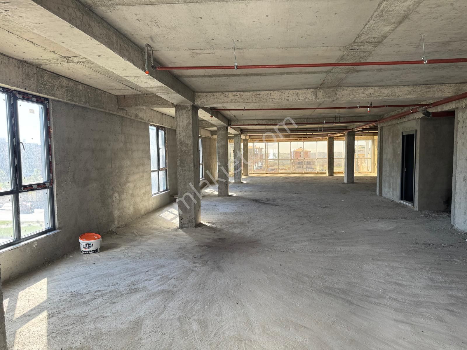 Merpa İnş.'tan Çerkezköy Tepe'de Cadde Üzeri Kiralık İş Merkezi - Görsel 10