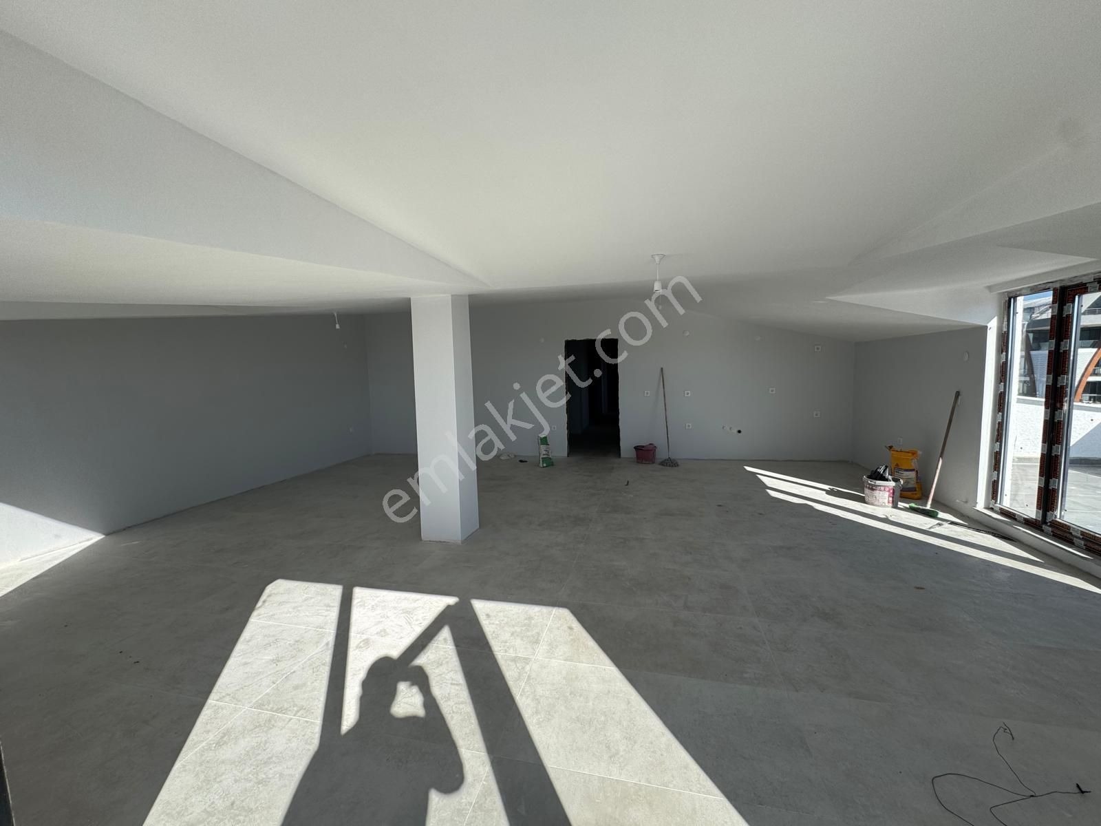 Merpa İnş.'tan Çerkezköy Tepe'de Cadde Üzeri Kiralık İş Merkezi - Görsel 21