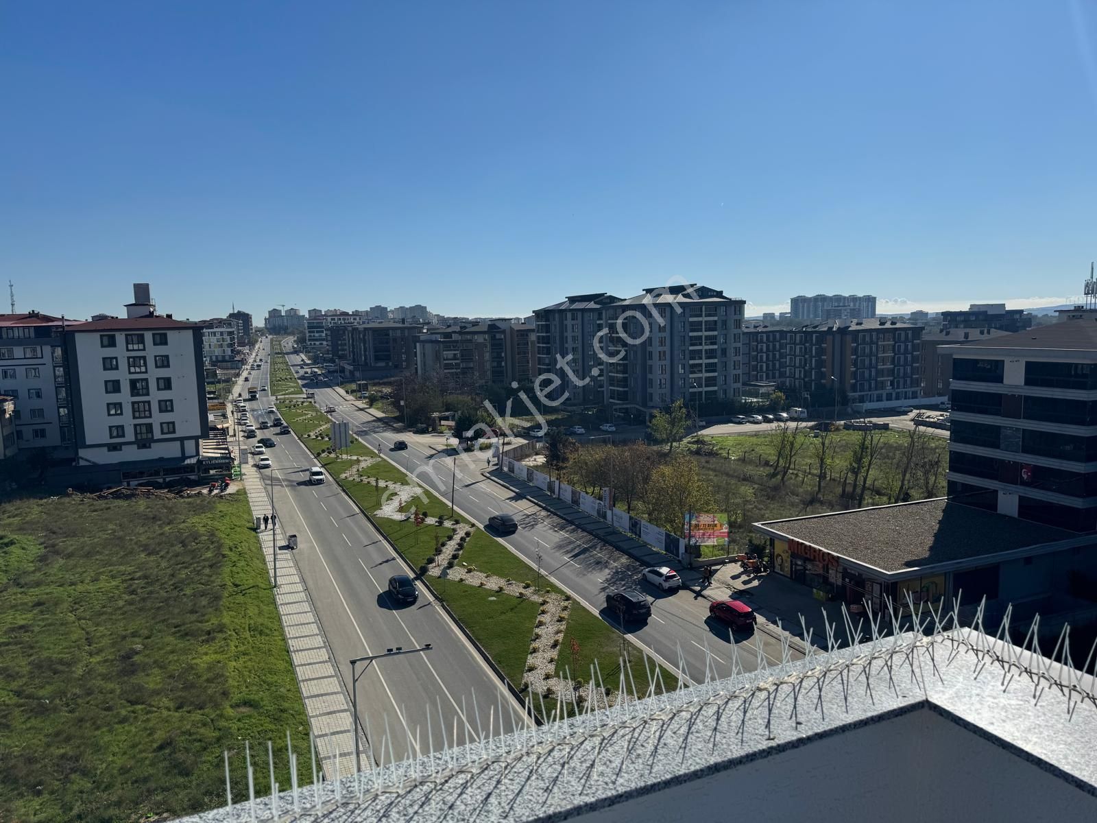 Merpa İnş.'tan Çerkezköy Tepe'de Cadde Üzeri Kiralık İş Merkezi - Görsel 25