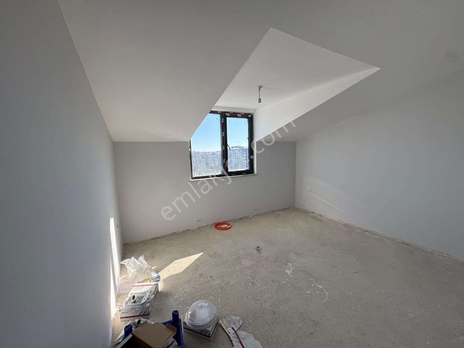 Merpa İnş.'tan Çerkezköy Tepe'de Cadde Üzeri Kiralık İş Merkezi - Görsel 32