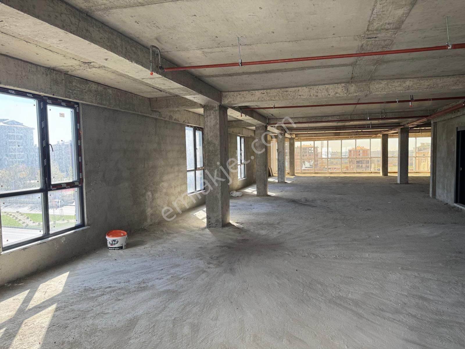 Merpa İnş.'tan Çerkezköy Tepe'de Cadde Üzeri Kiralık İş Merkezi - Görsel 11