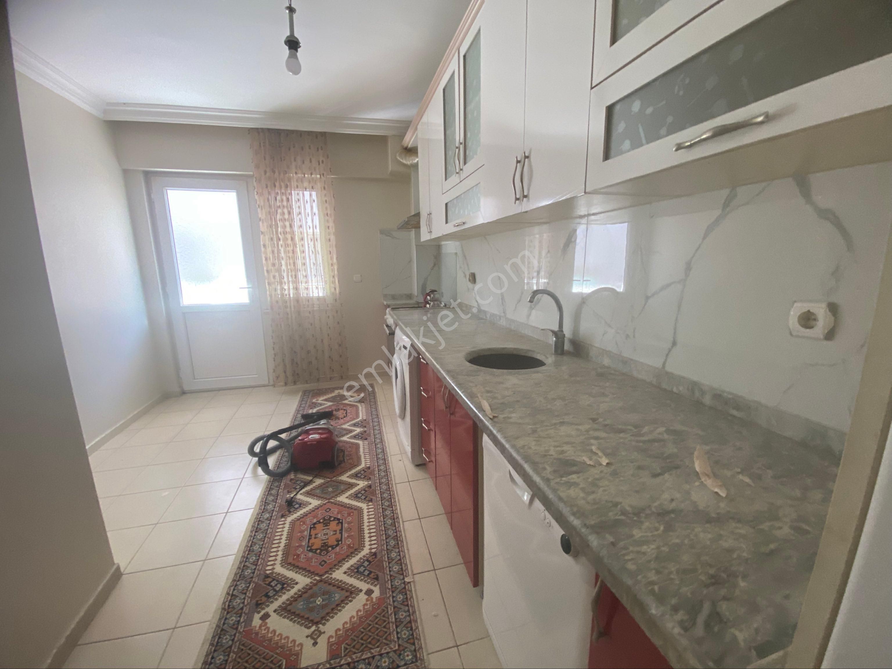 Dalaman Merkezde Bahçe İçinde Eşyalı Kiralık 2 + 1 - Görsel 8