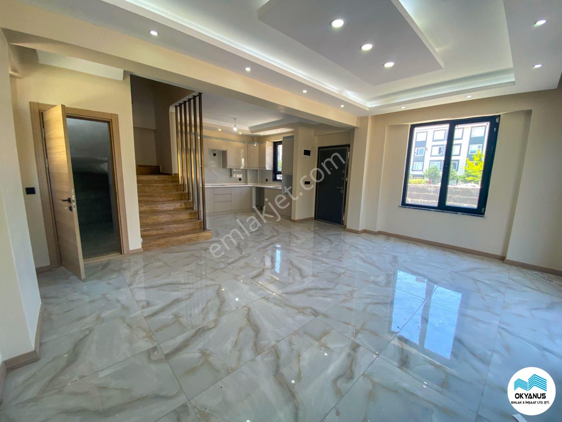 Karasu'da Site İçi Havuzlu 3+1 Sıfır Modern Villa - Görsel 7