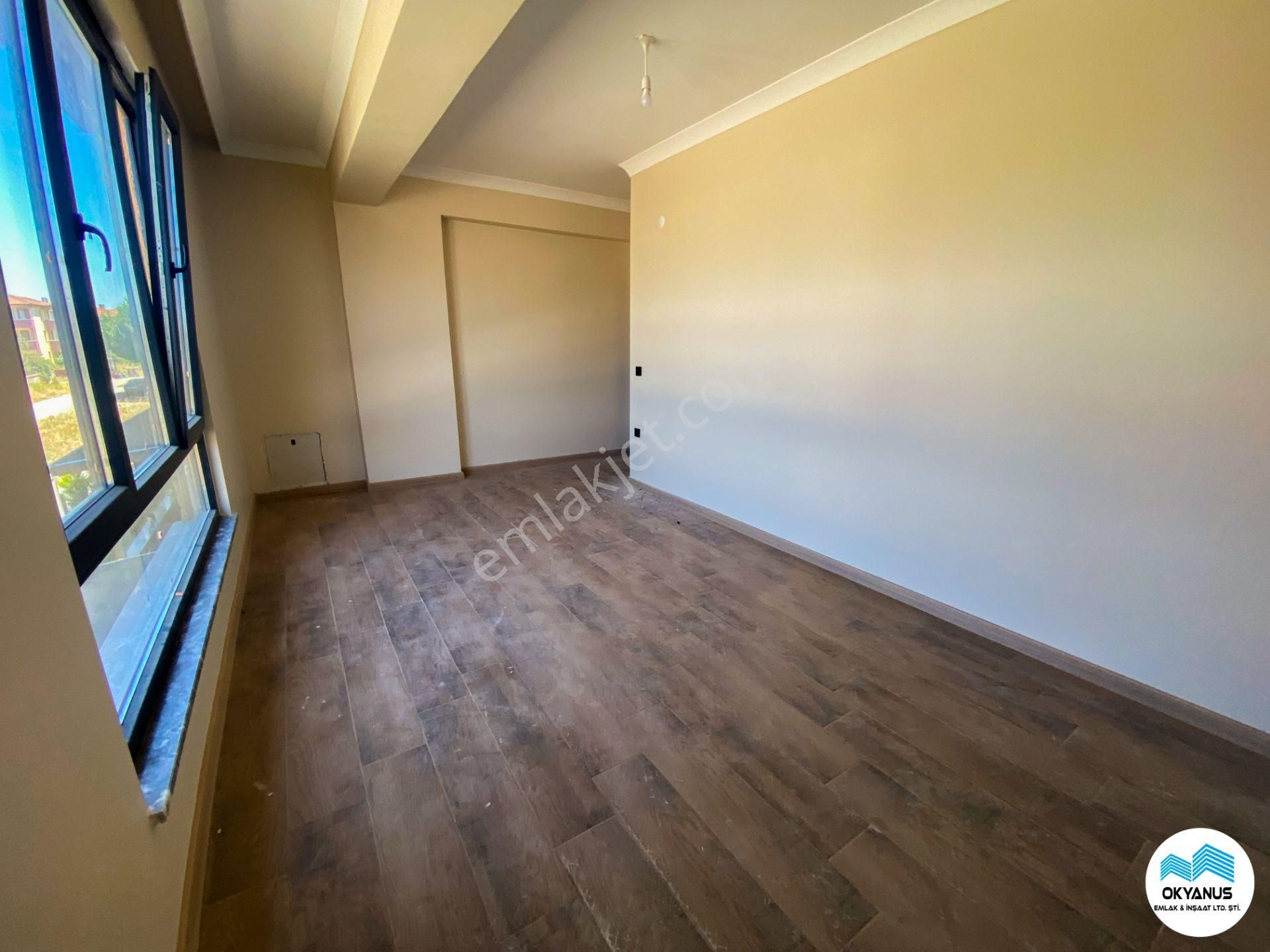 Karasu'da Site İçi Havuzlu 3+1 Sıfır Modern Villa - Görsel 12