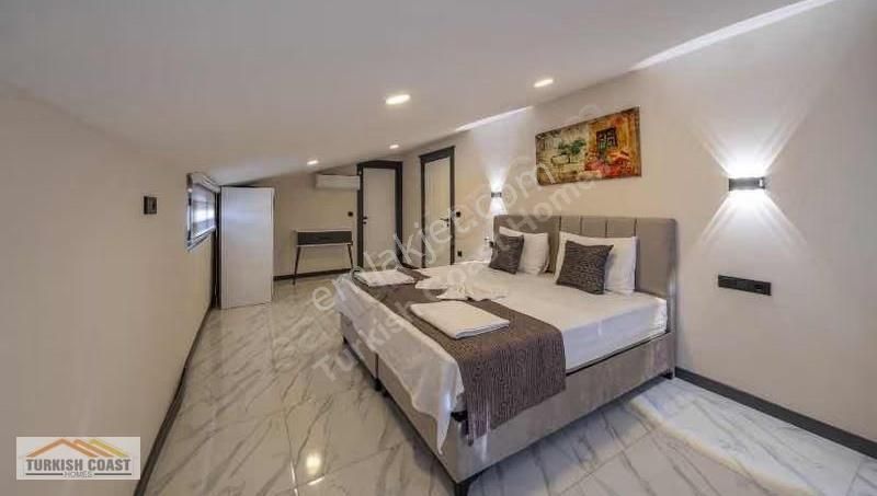 Emsallerden Çok Daha Özel Bir Villa! - Görsel 19