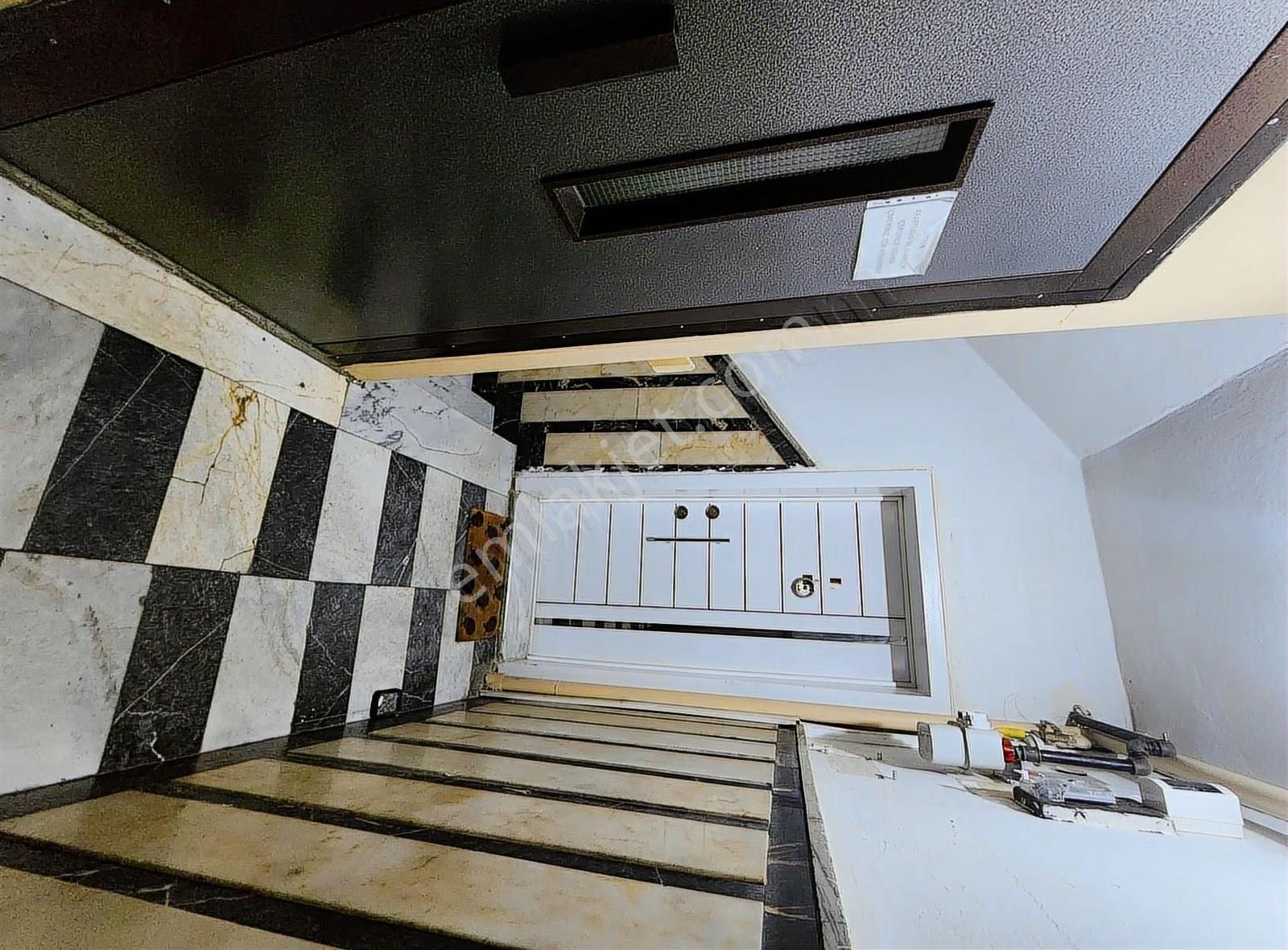 Kızılay Gmk Bulvarı 1.kat Ön Cephe Teras Kullanımlı Kiralık Ofis - Görsel 21