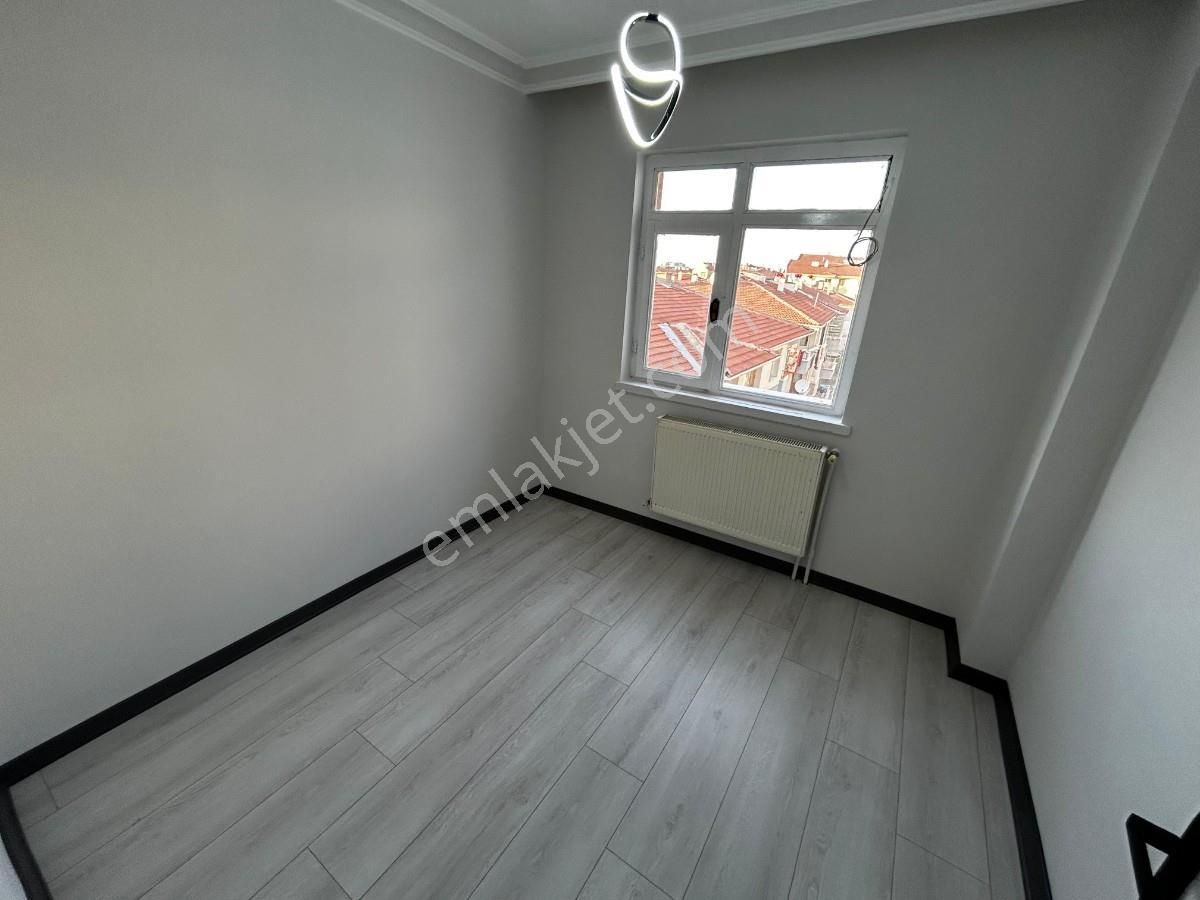 Sincan Pınarbaşı Mah 3+1 Yapılı Bağımsız Ara Kat Asansörlü Daire - Görsel 9