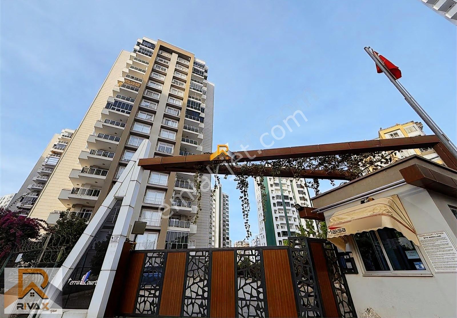 Rivax'tan Zeytinli Caddesi Civarı 3+1 B.mutfak Kiralık Daire