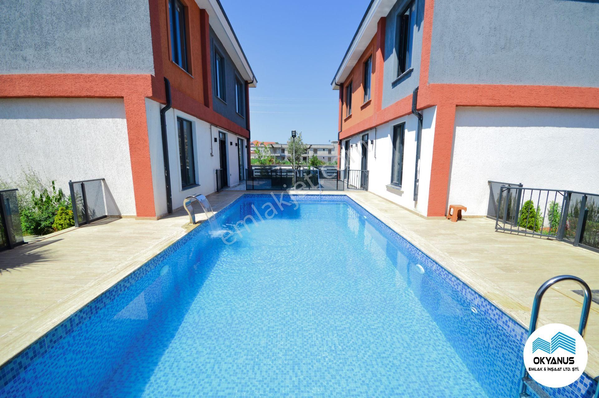 Karasu'da Site İçi Havuzlu - Bahçeli 4+1 Modern Villa - Görsel 5