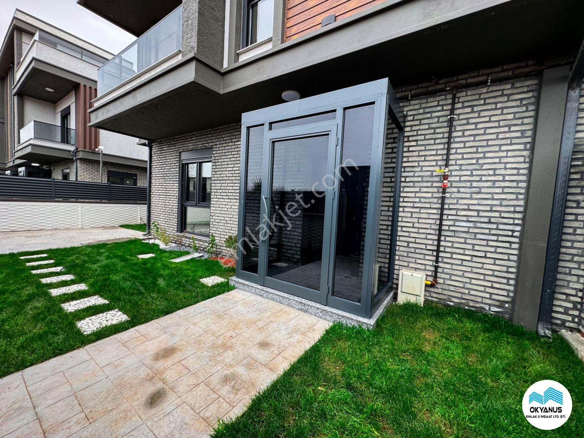 Karasu'da Geniş Metrekare Modern Tasarım 5+1 Lüks Villa - Görsel 6