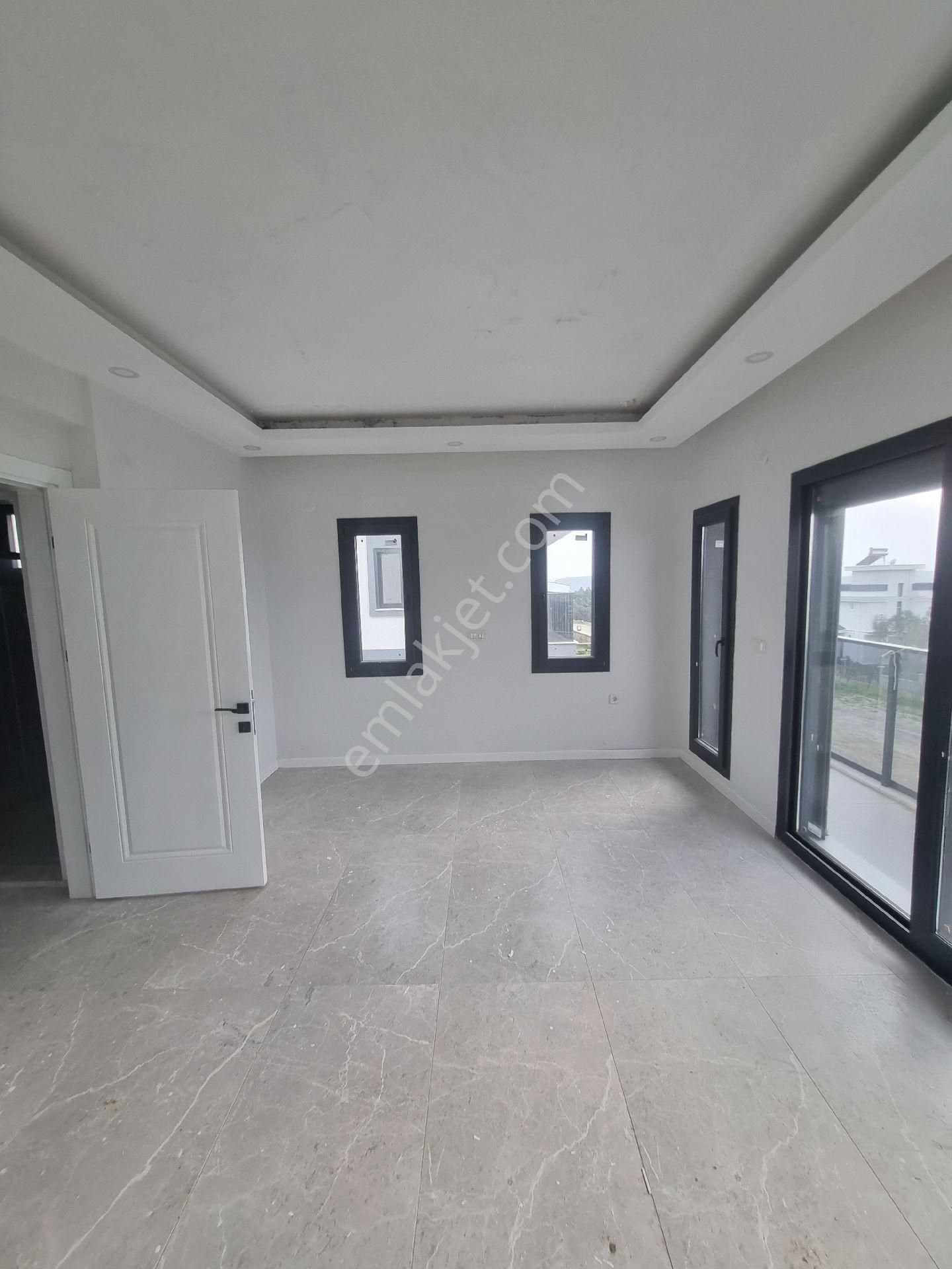 Premar Ayvada'dan Pelitköy Sahilde Sıfır Tripleks Villa - Görsel 23