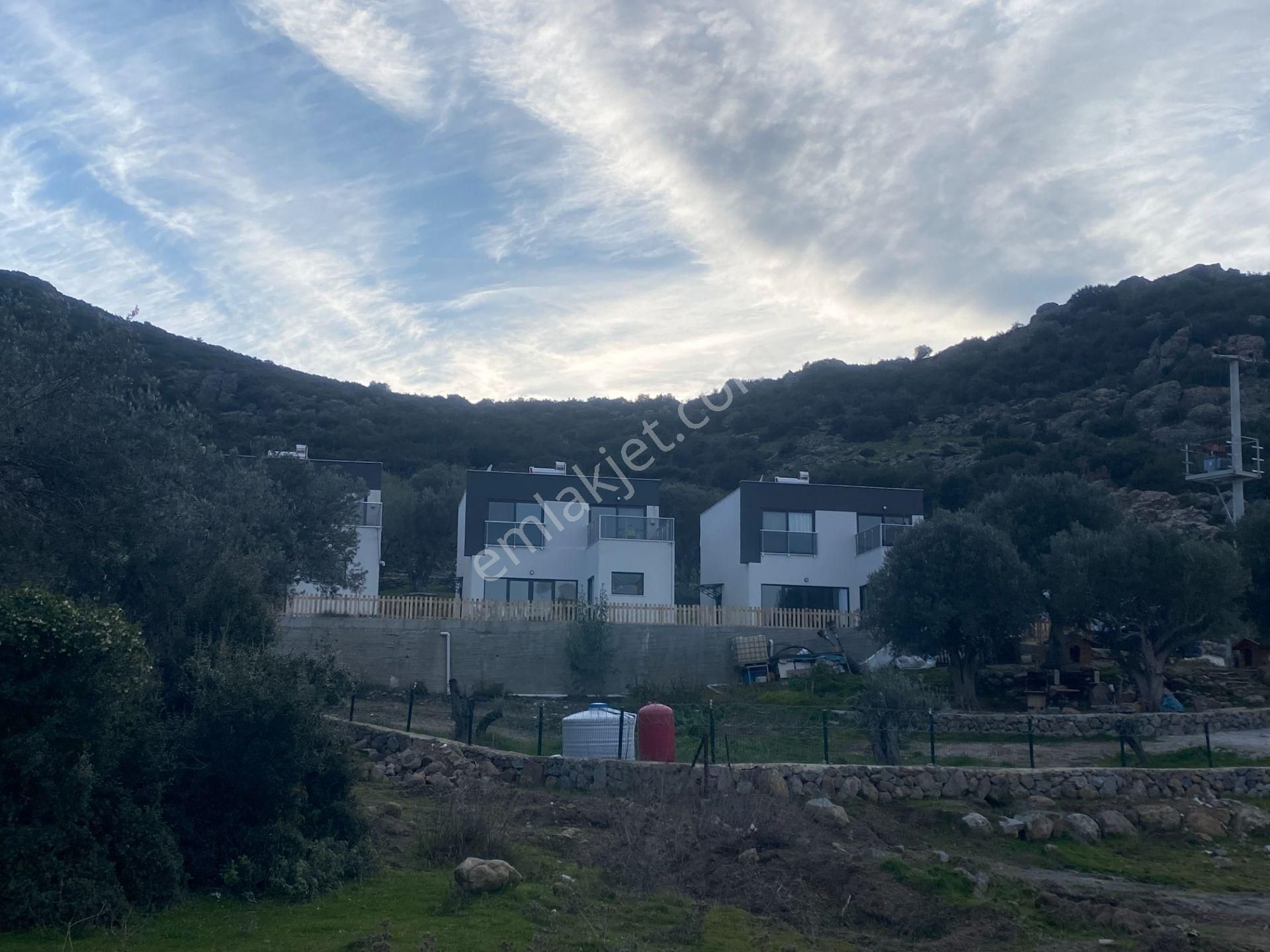 Menemen Kır Mah. Eski Manisa Yoluna 260m Cepheli 12.400m2 Arazi - Görsel 12