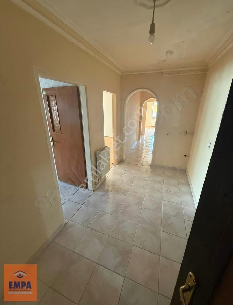 Ahimesut Mahallesinde Site İçi Ara Kat Satılık 4+1 Daire - Görsel 9