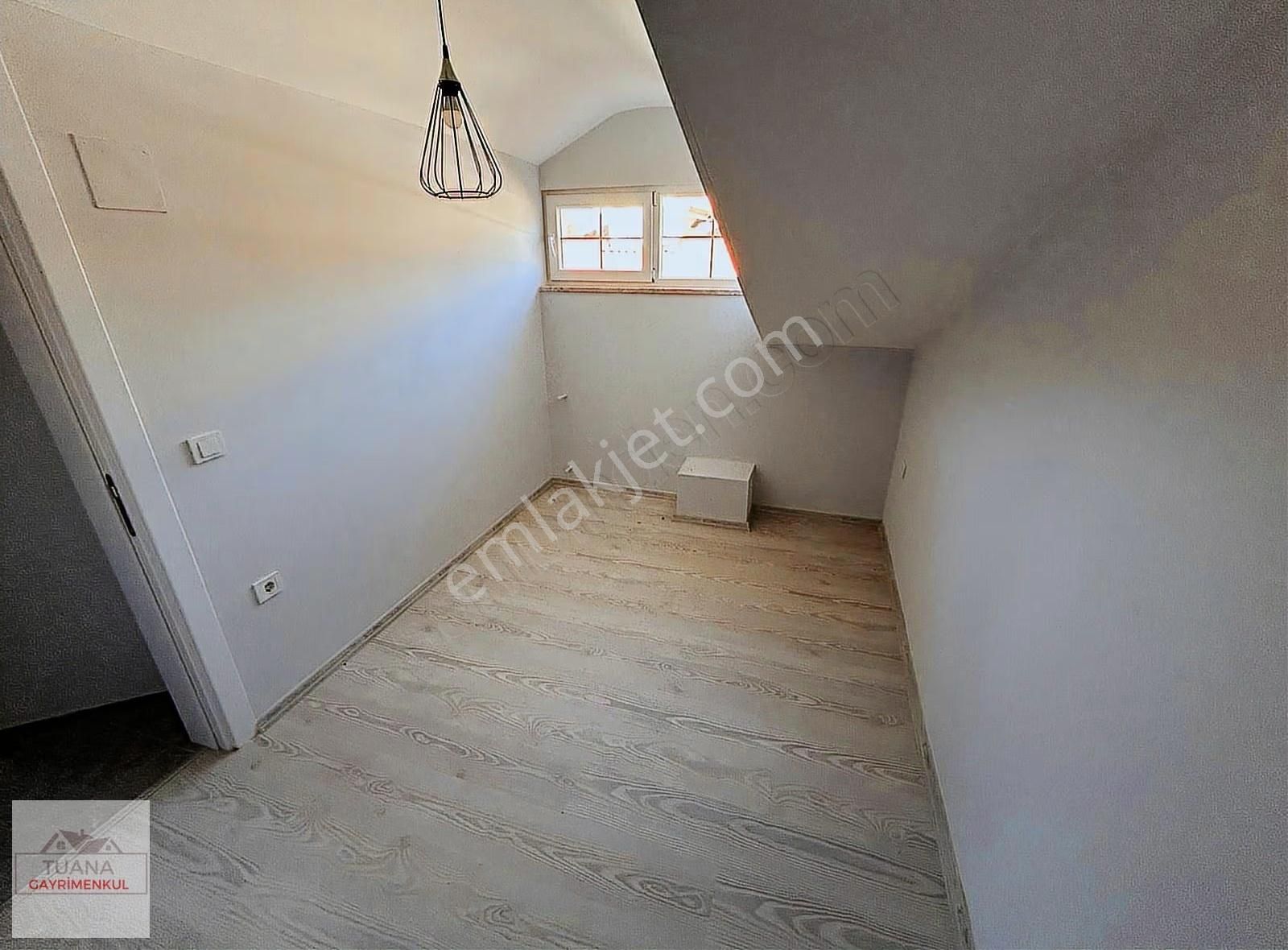 Tuana Gayrimenkul'den Gülpınarda 2+1 Çatı Dublex - Görsel 14