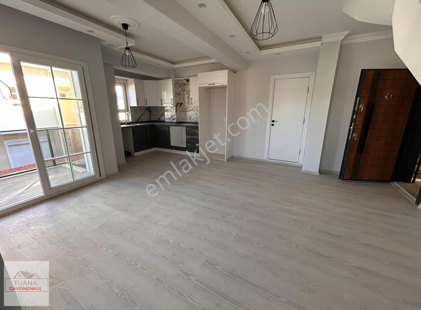 Tuana Gayrimenkul'den Gülpınarda 2+1 Çatı Dublex - Görsel 18