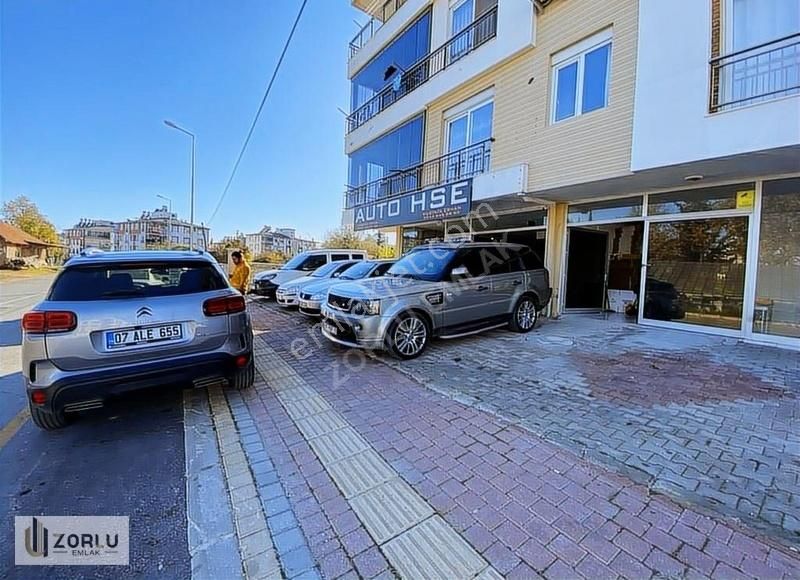 İşlek Caddede 2 Katlı 10 Metre Yola Cephe 160 M2 Boş Dükkan