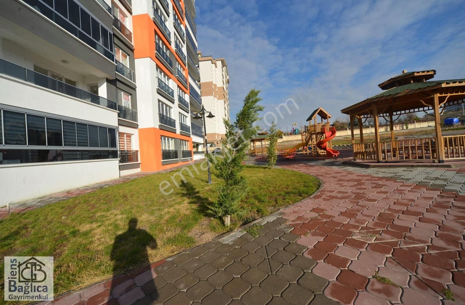 Ahimesut Yakınında Site İçi Satılık 3+1 Daire - Görsel 11