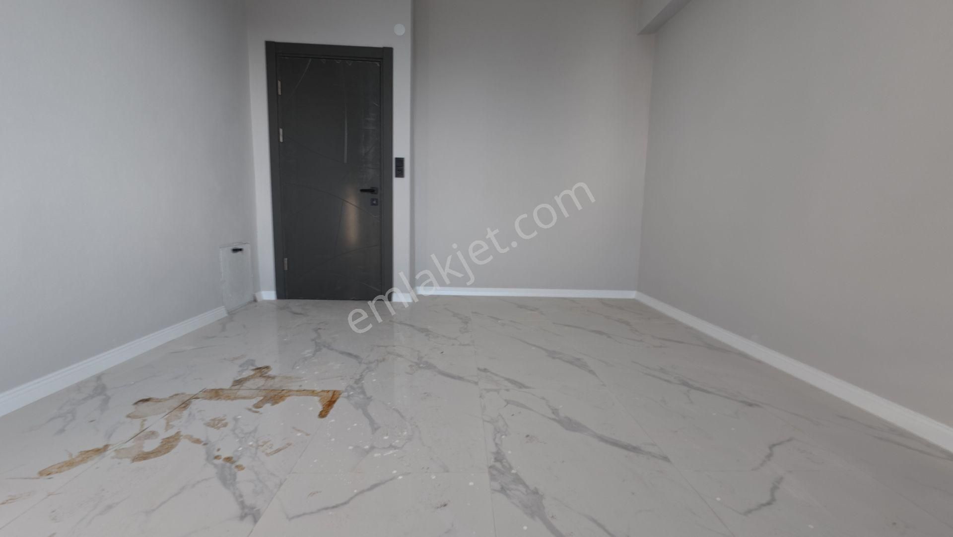 Sakarya Kocaali'de Geniş Bahçeli 4+1 Modern Villa - Görsel 21