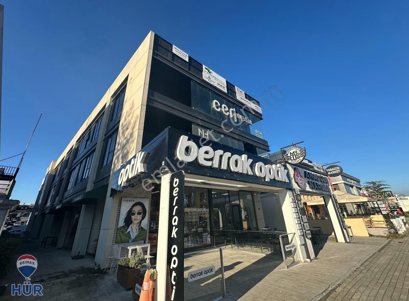 Ayfer Sever'den Serdivan M.yazıcıoğlu Bulv.ön Cephe Kiralık Ofis