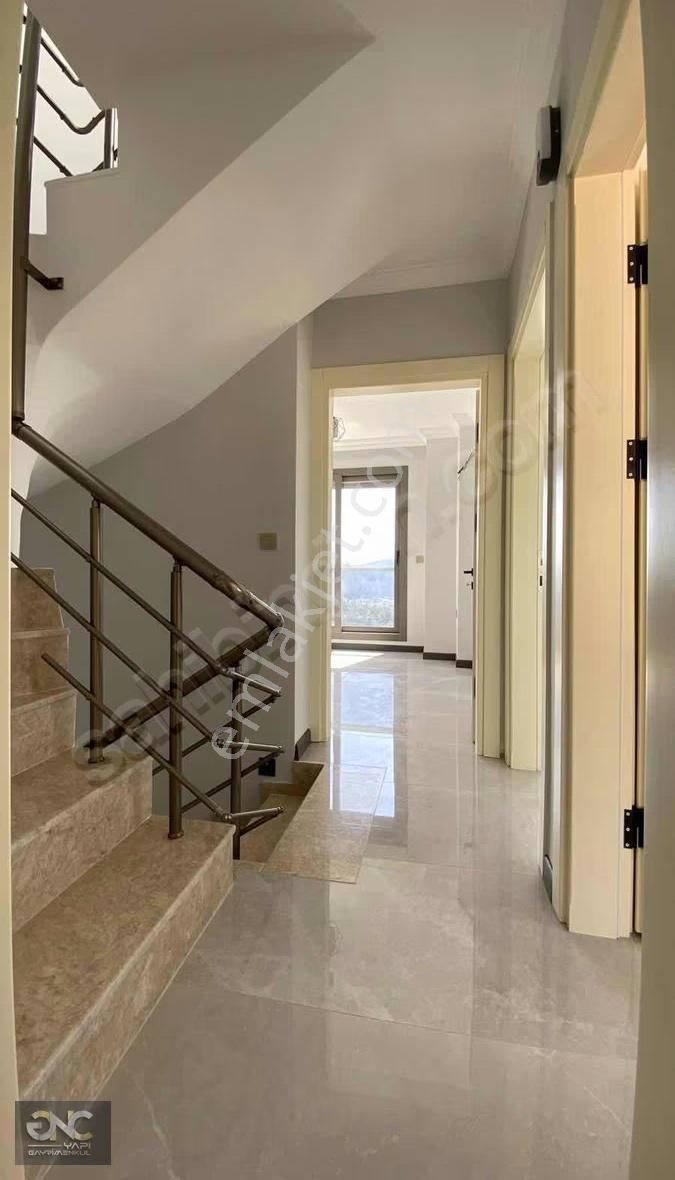 Didim Akbük'te Kesintisiz Deniz Manzaralı Havuzlu 3 + 2 Villa - Görsel 7