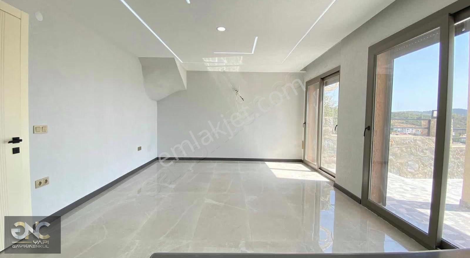 Didim Akbük'te Kesintisiz Deniz Manzaralı Havuzlu 3 + 2 Villa - Görsel 12