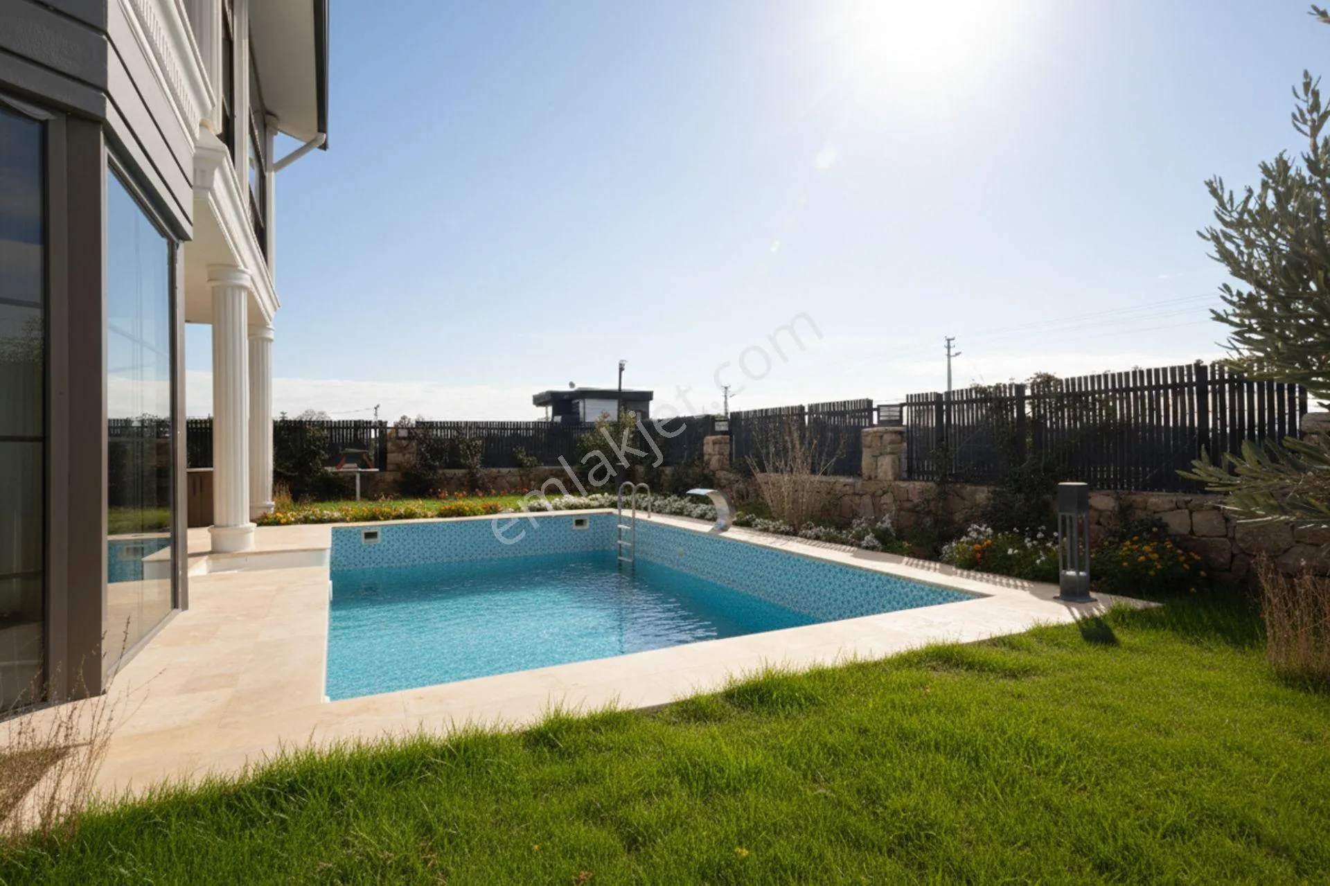 Döşemealtında Kiralık Müstakil Havuzlu Modern Villa - Görsel 5