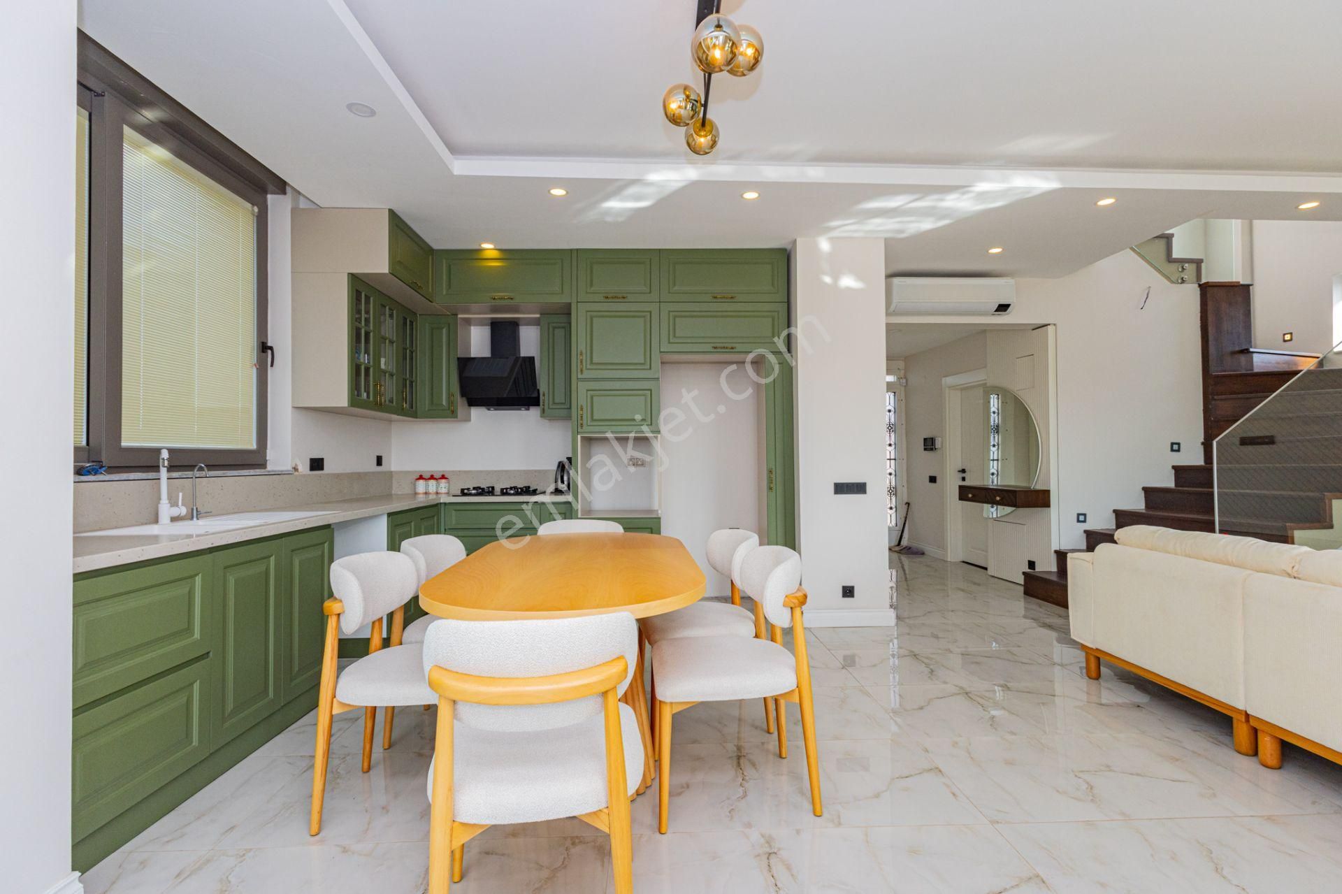 Döşemealtında Kiralık Müstakil Havuzlu Modern Villa - Görsel 11