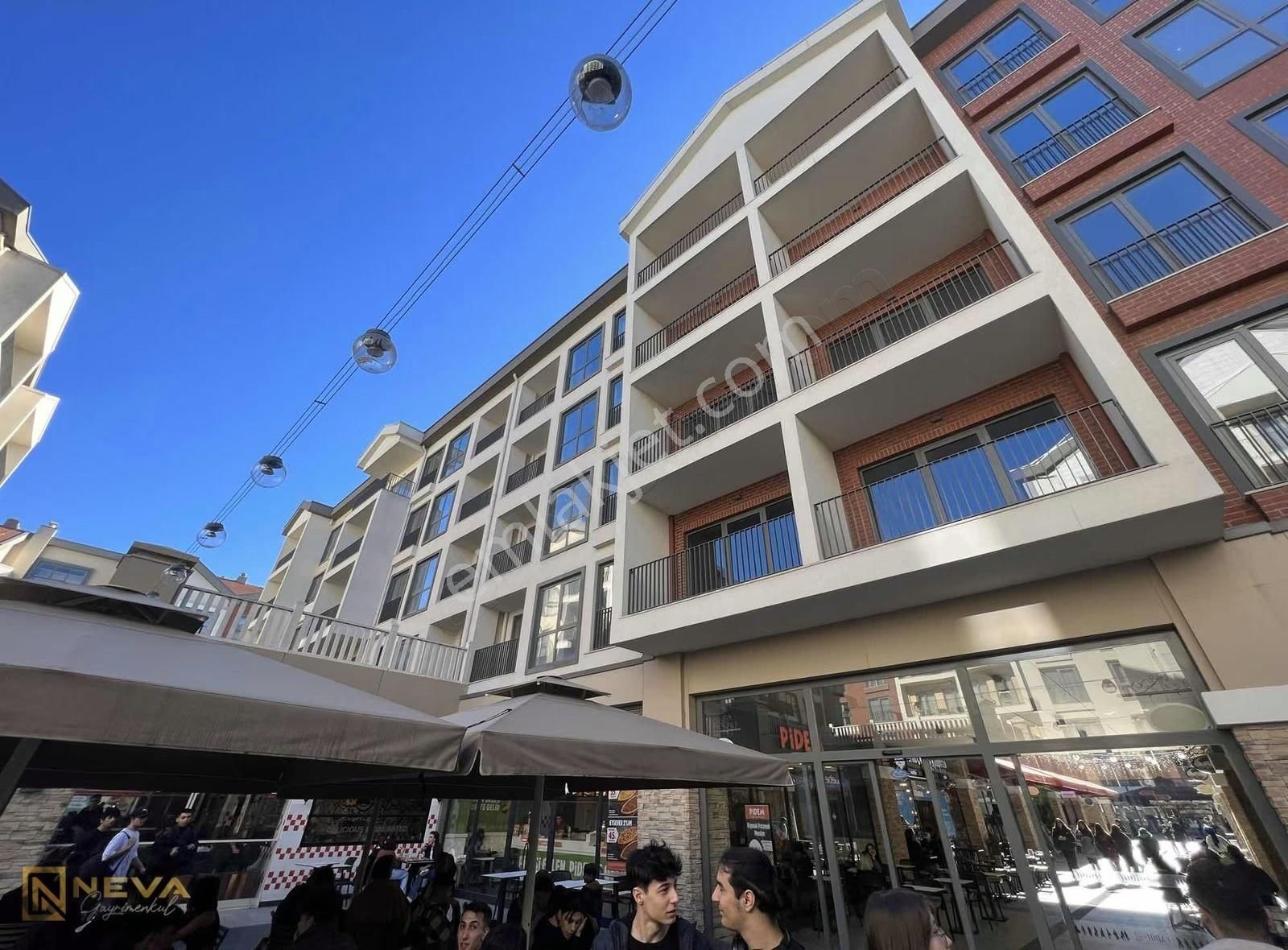 Cadde54 Avm'de 1+0 50 M2 Eşyalı Daire - Görsel 12