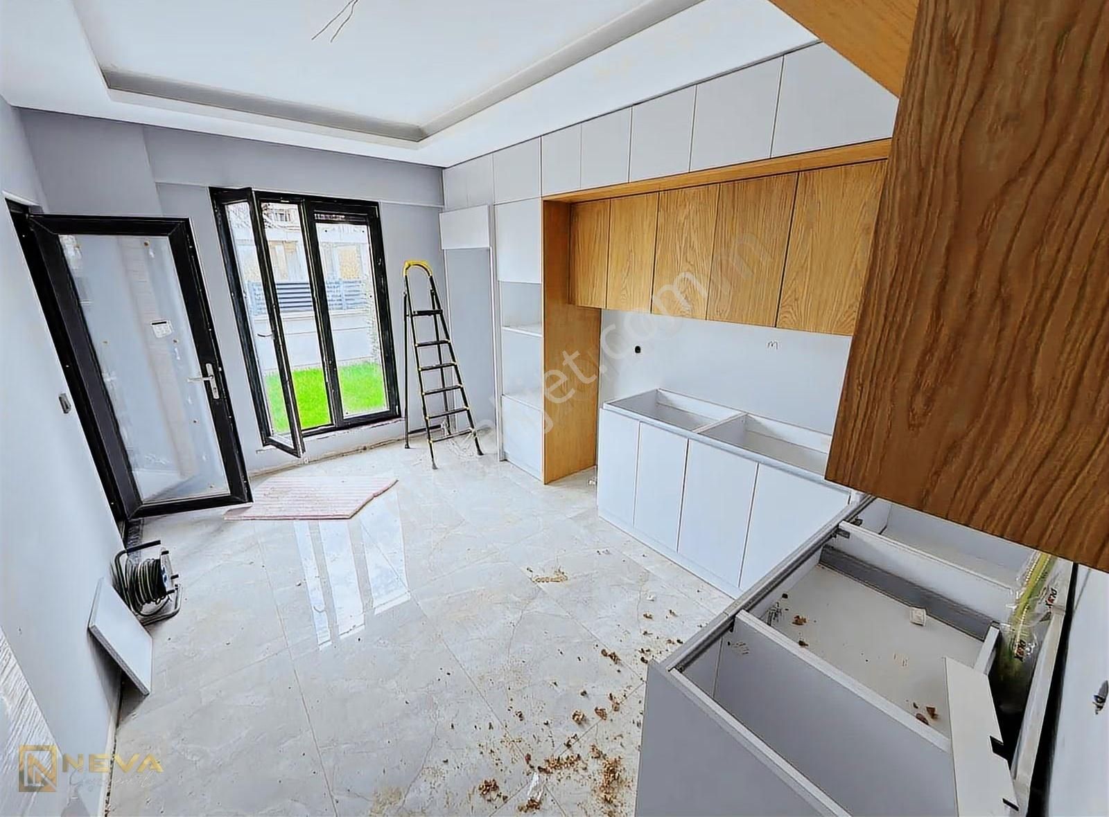 Adapazarı Karapınar Mah. Kiralık 4+1 244 M2 Tripleks Villa - Görsel 8