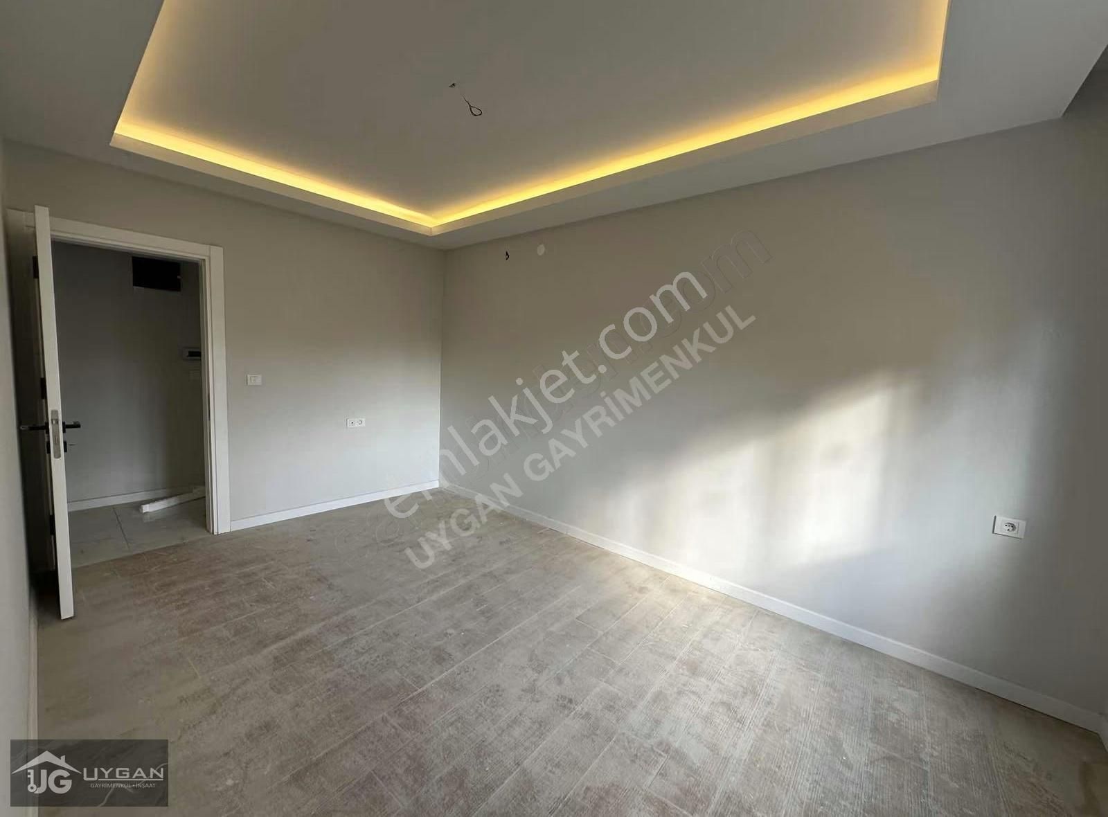 Uygan'dan Ertuğrul Mah. 3+1 140m² Sıfır Arakat Lüx Çarşı Merkez - Görsel 13