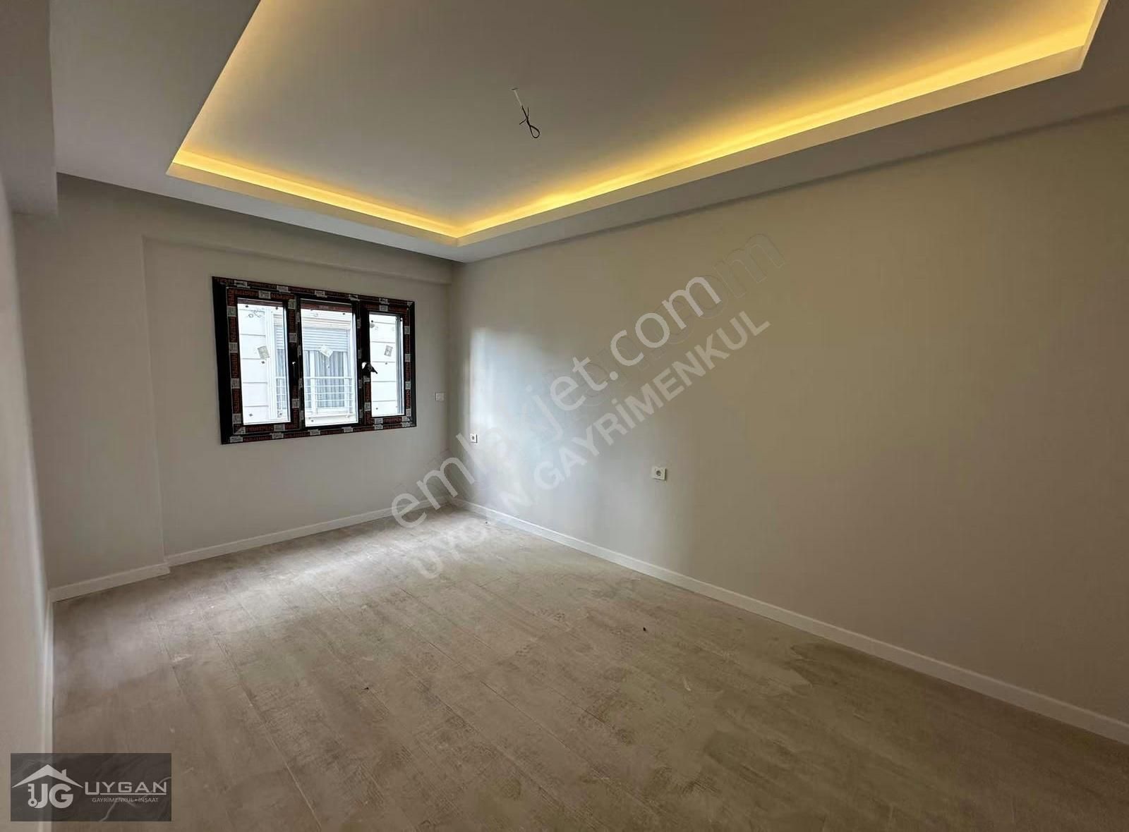 Uygan'dan Ertuğrul Mah. 3+1 140m² Sıfır Arakat Lüx Çarşı Merkez - Görsel 2