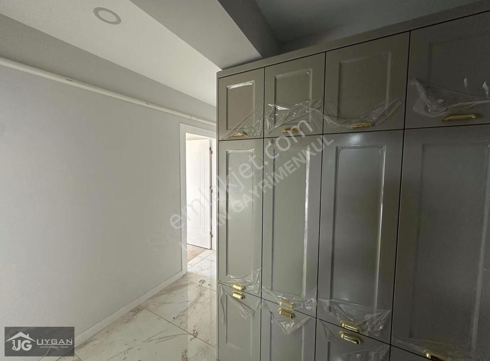 Uygan'dan Ertuğrul Mah. 3+1 140m² Sıfır Arakat Lüx Çarşı Merkez - Görsel 14