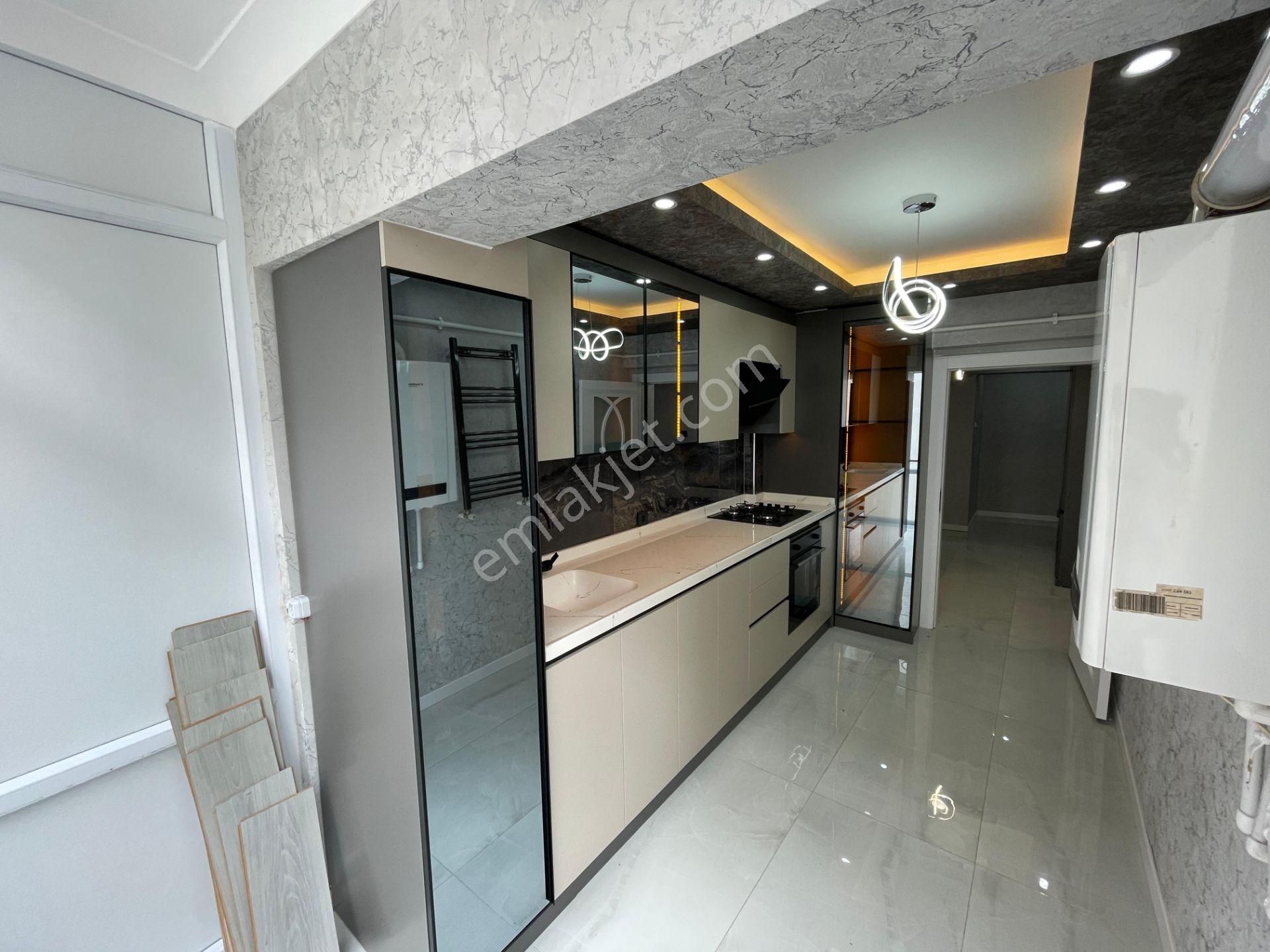 Mç Emlaktan Maraşal Çakmak Mah.full Yapılı 3+1 Satılık Daire - Görsel 2