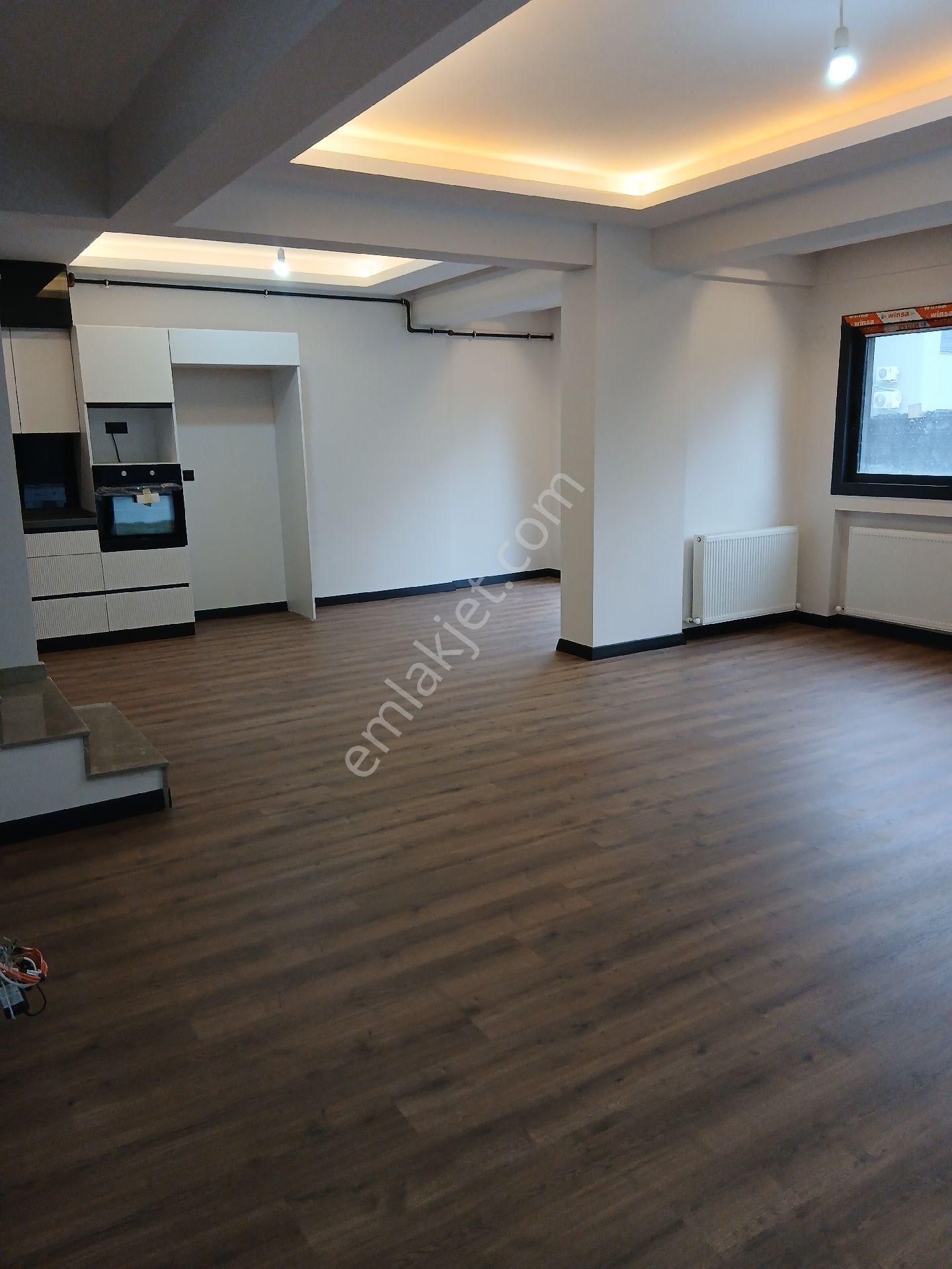 Geniş Bahçeli Müstakil Lüks Villa - Görsel 12