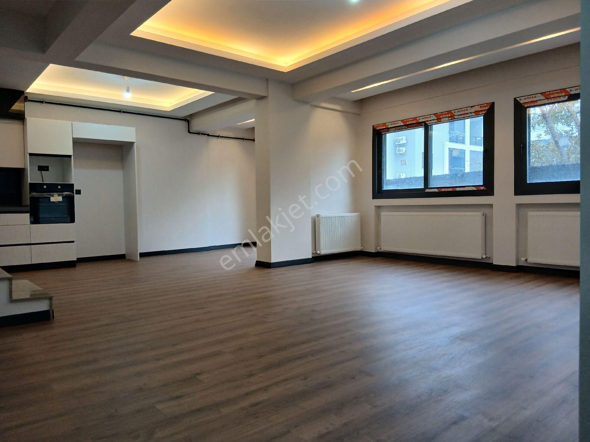 Geniş Bahçeli Müstakil Lüks Villa - Görsel 15