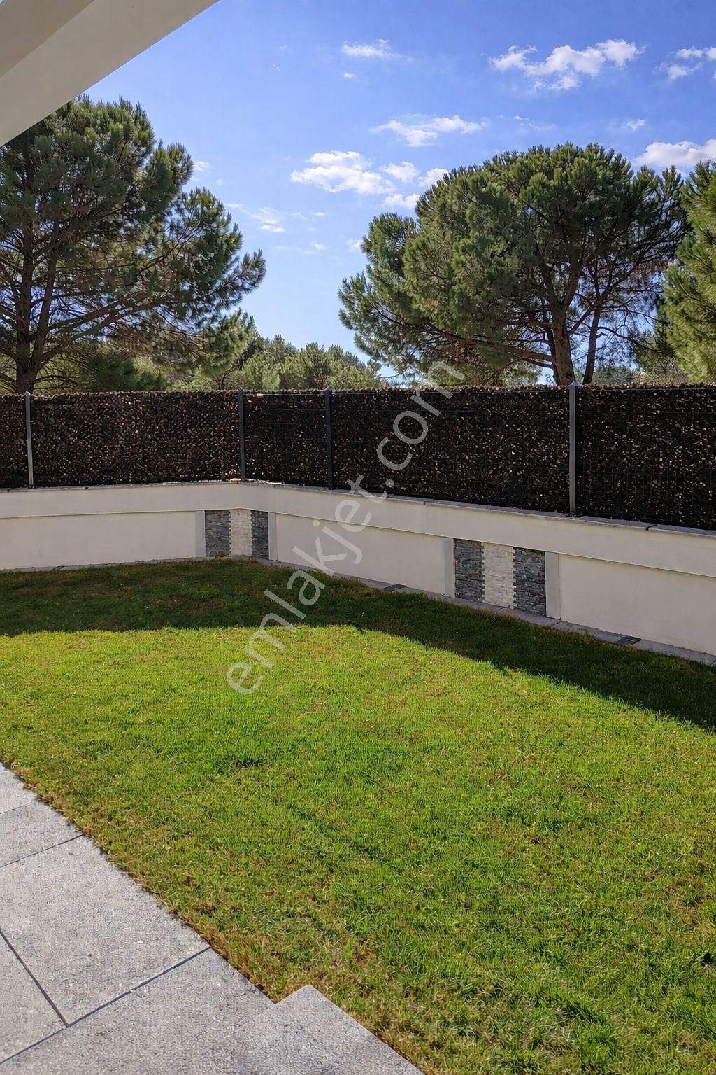 Geniş Bahçeli Müstakil Lüks Villa - Görsel 3