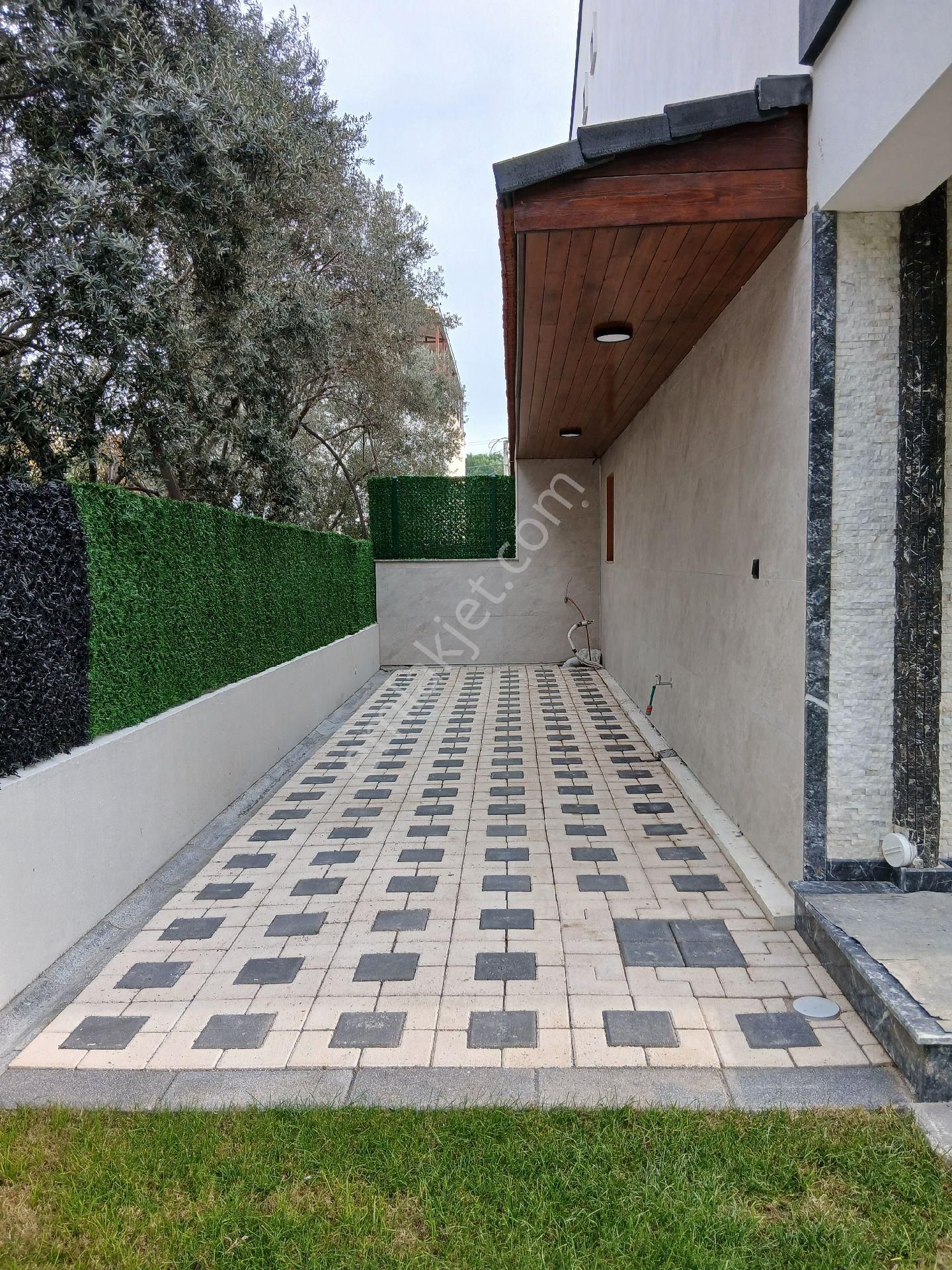 Geniş Bahçeli Müstakil Lüks Villa - Görsel 8