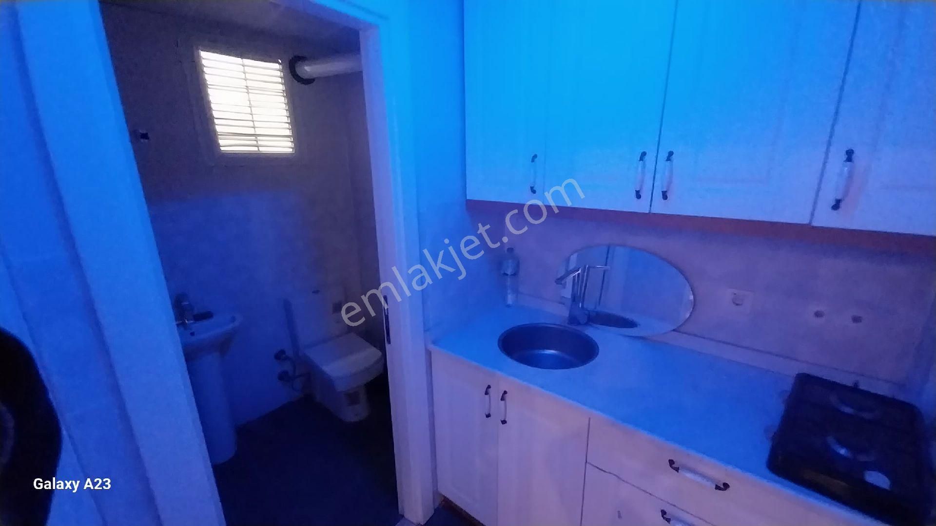 Menderes Merkez 1+1 Ofis Büro - Görsel 9