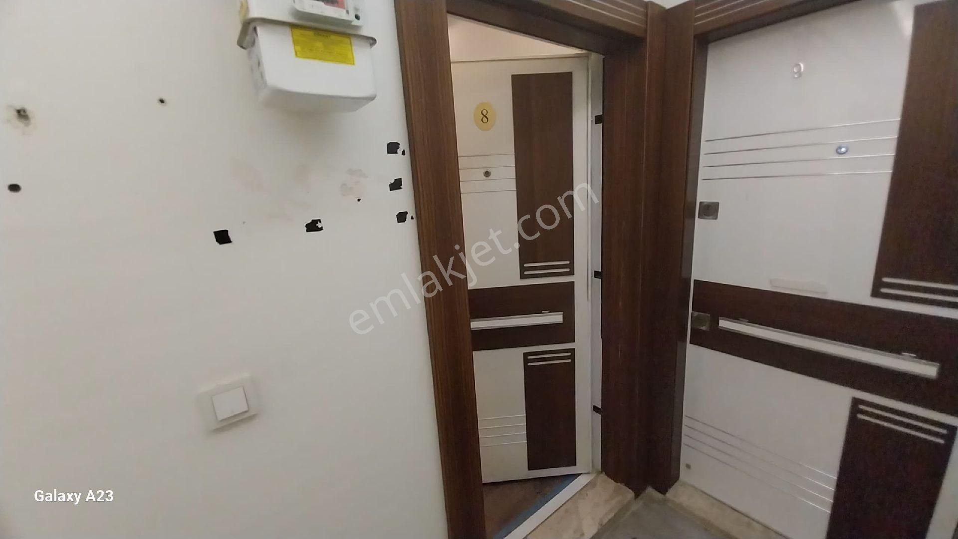 Menderes Merkez 1+1 Ofis Büro - Görsel 12