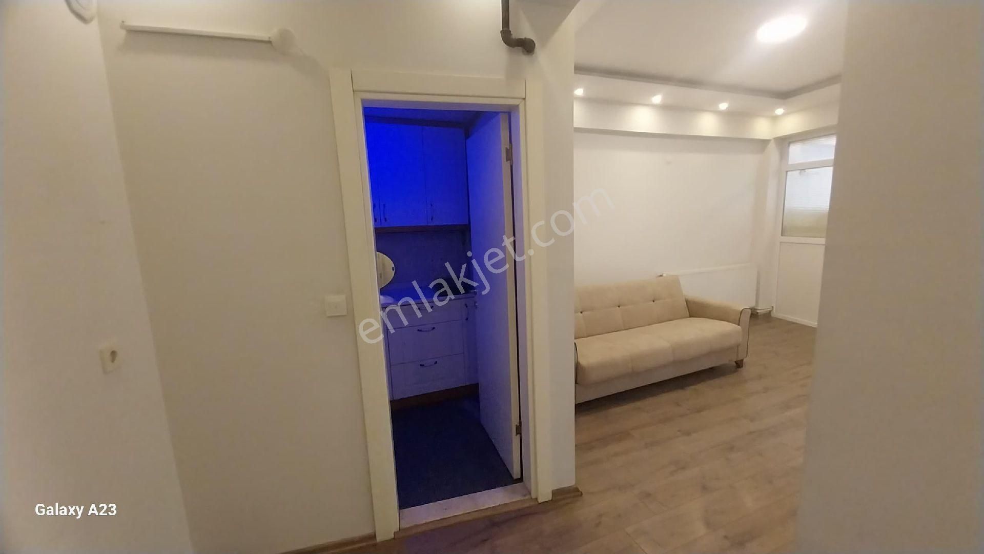Menderes Merkez 1+1 Ofis Büro - Görsel 10
