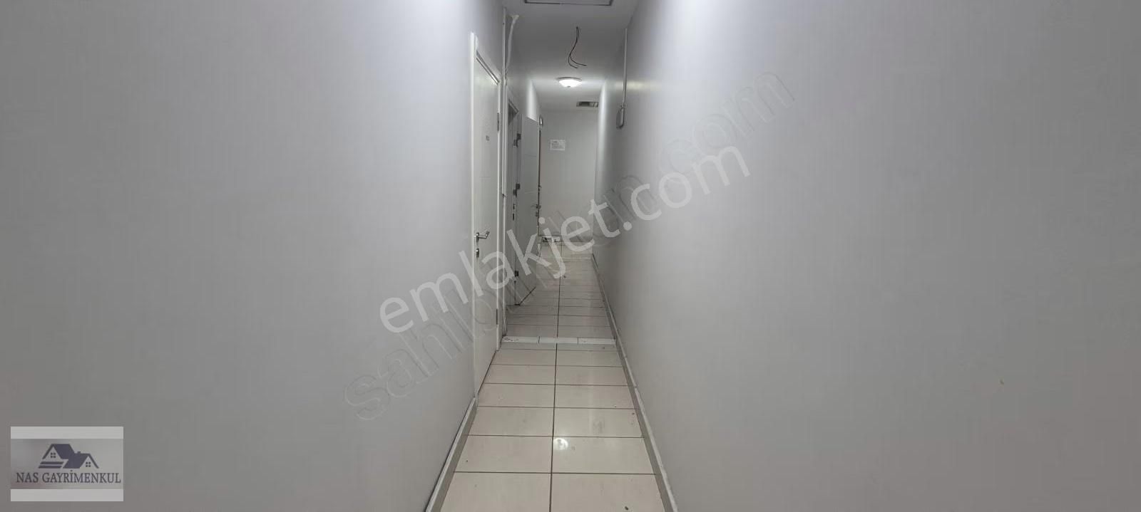 Halkalı Merkez Şengül Sokak 650 M2 Kiralık İşyeri - Görsel 10